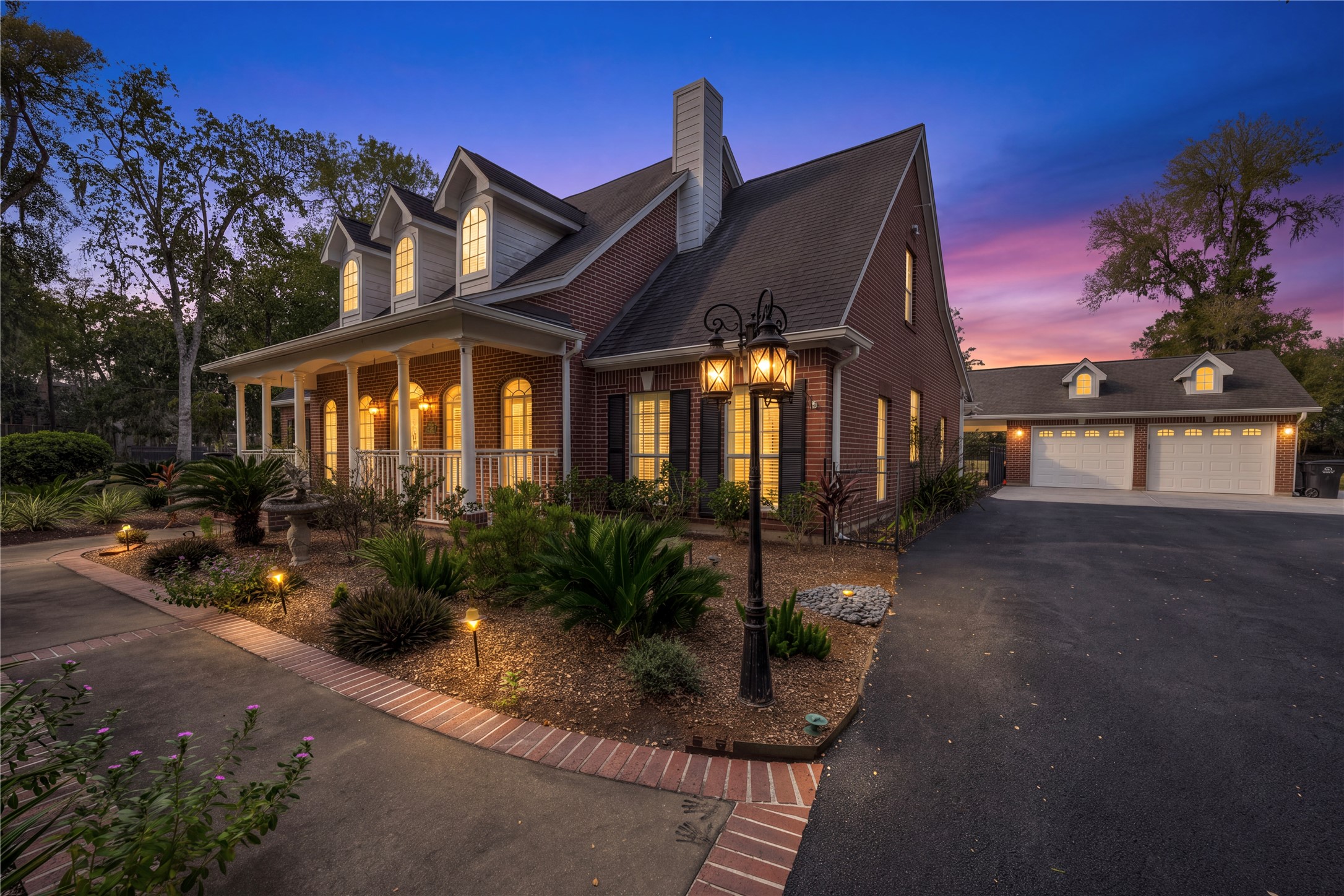 15900 Oleta Lane, Sugar Land, TX 77498 15900 Oleta Lane, Sugar Land, TX 77498