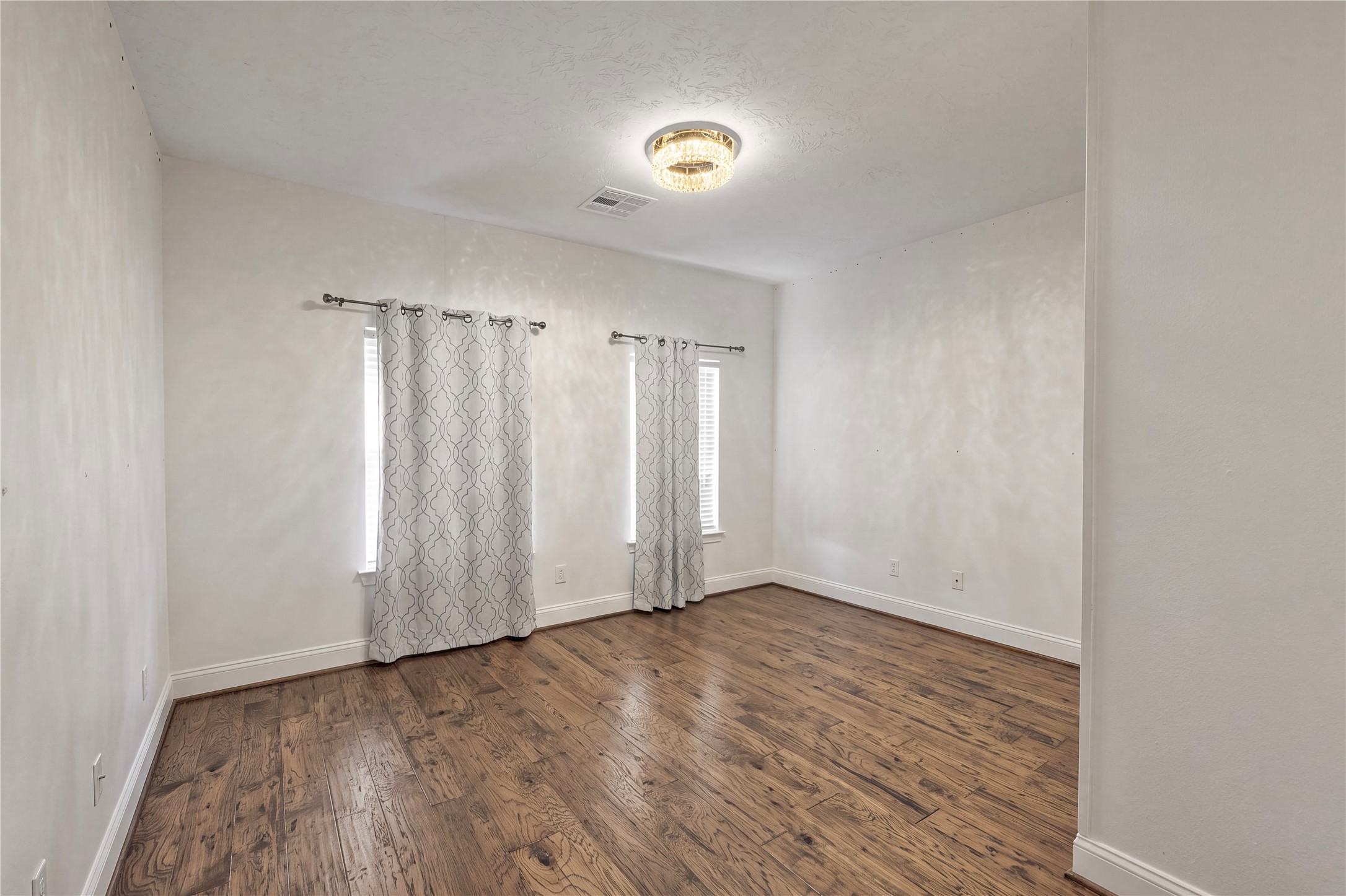 15900 Oleta Lane, Sugar Land, TX 77498