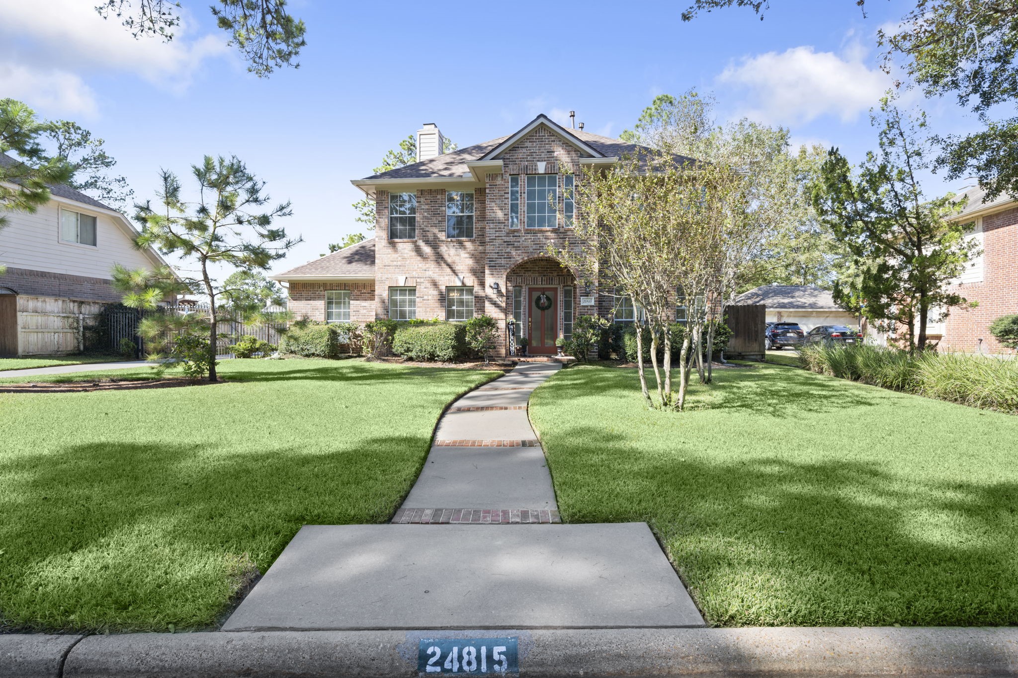 Enjoy Northampton's exceptional neighborhood amenities, including two community swimming pools, six lighted tennis courts, a fitness center, scenic walking trails, parks, playgrounds, fishing lakes and inviting community gathering spaces. A beautifully established neighborhood offering an active lifestyle and a wonderful sense of community!