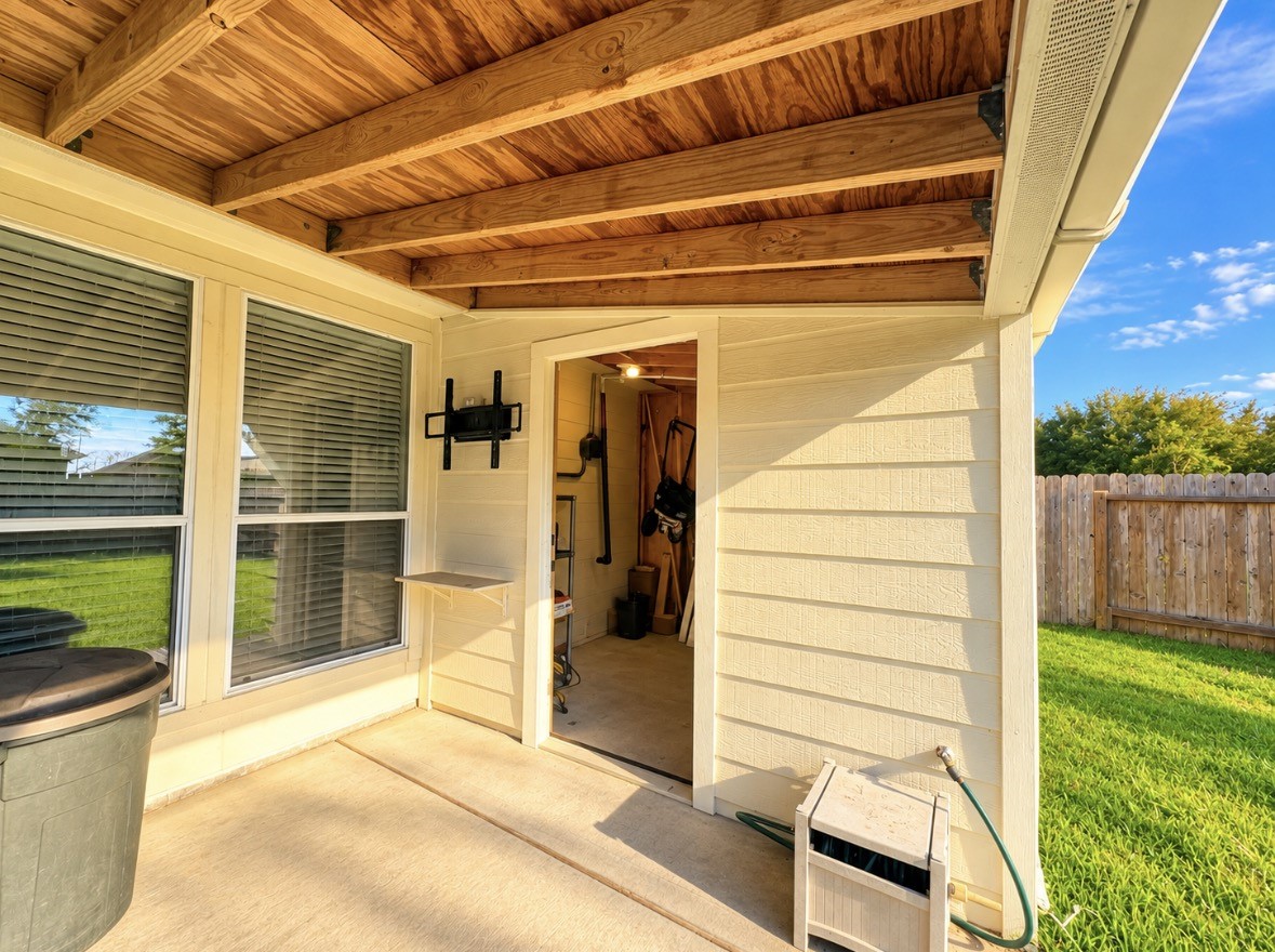3722 Elderberry Drive, Dickinson, TX 77539 3722 Elderberry Drive, Dickinson, TX 77539
