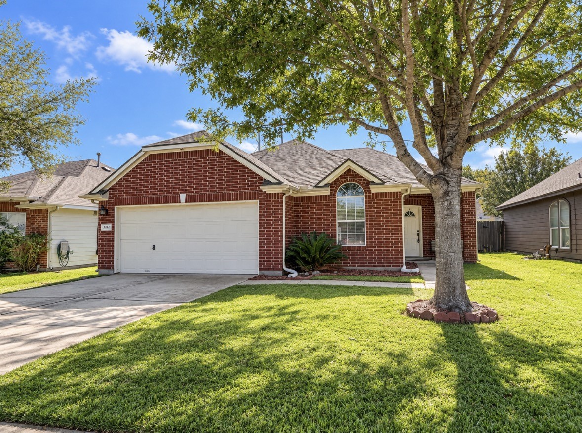3722 Elderberry Drive, Dickinson, TX 77539 3722 Elderberry Drive, Dickinson, TX 77539