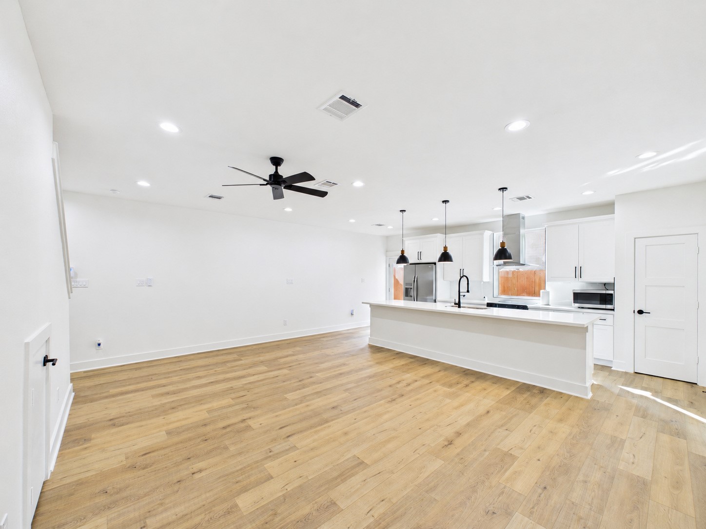 8421 Venus Street, #B, Houston, TX 77088
