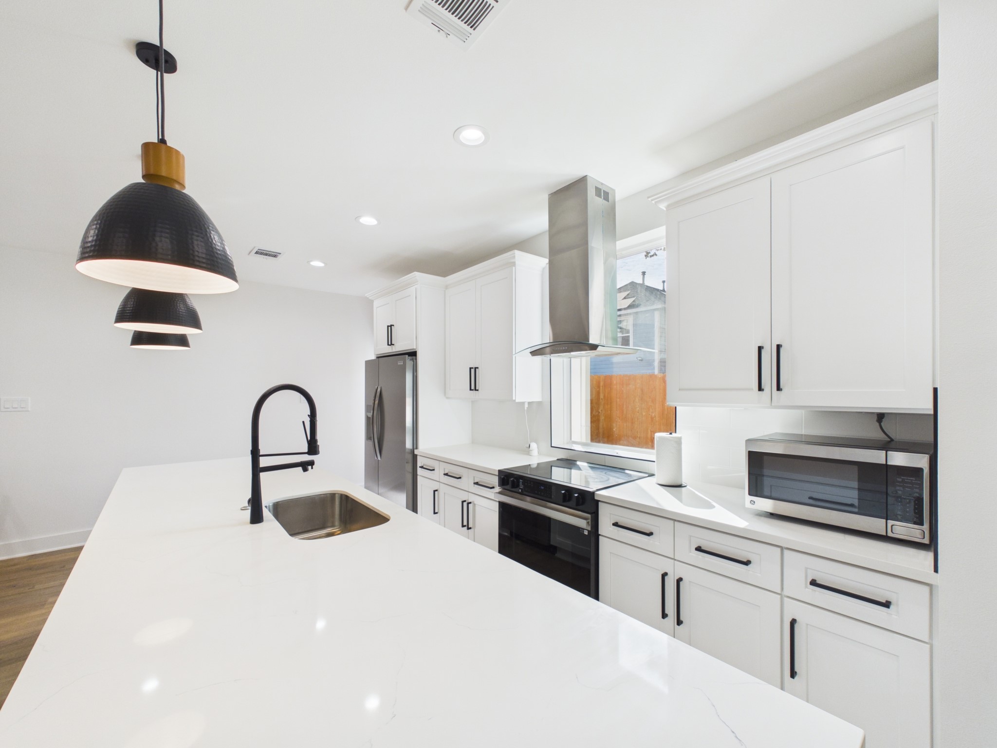 8421 Venus Street, #B, Houston, TX 77088