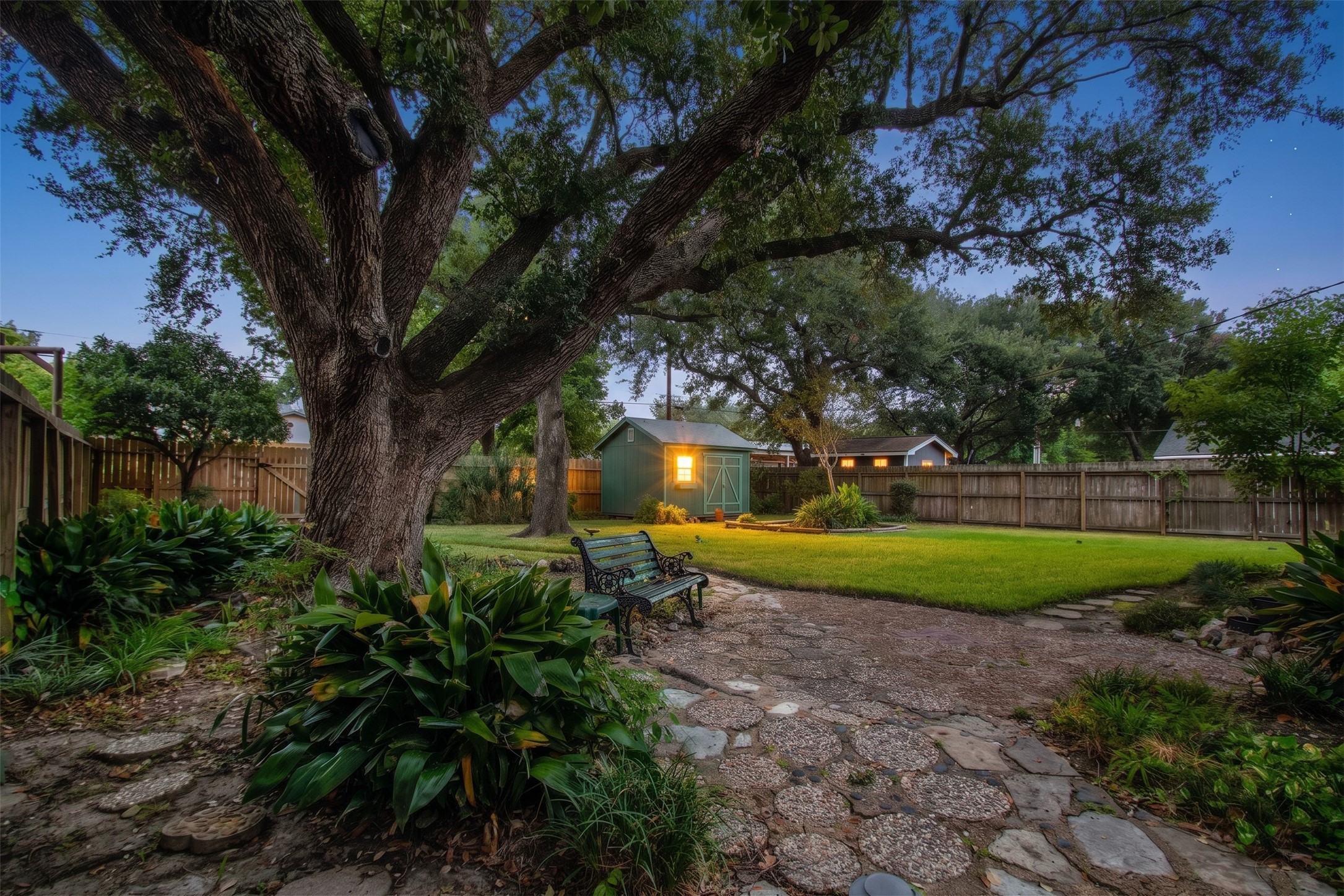 1506 14th Avenue N, Texas City, TX 77590