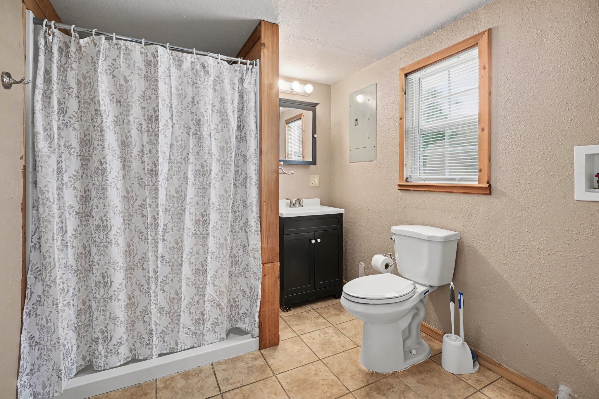 Guest house bathroom