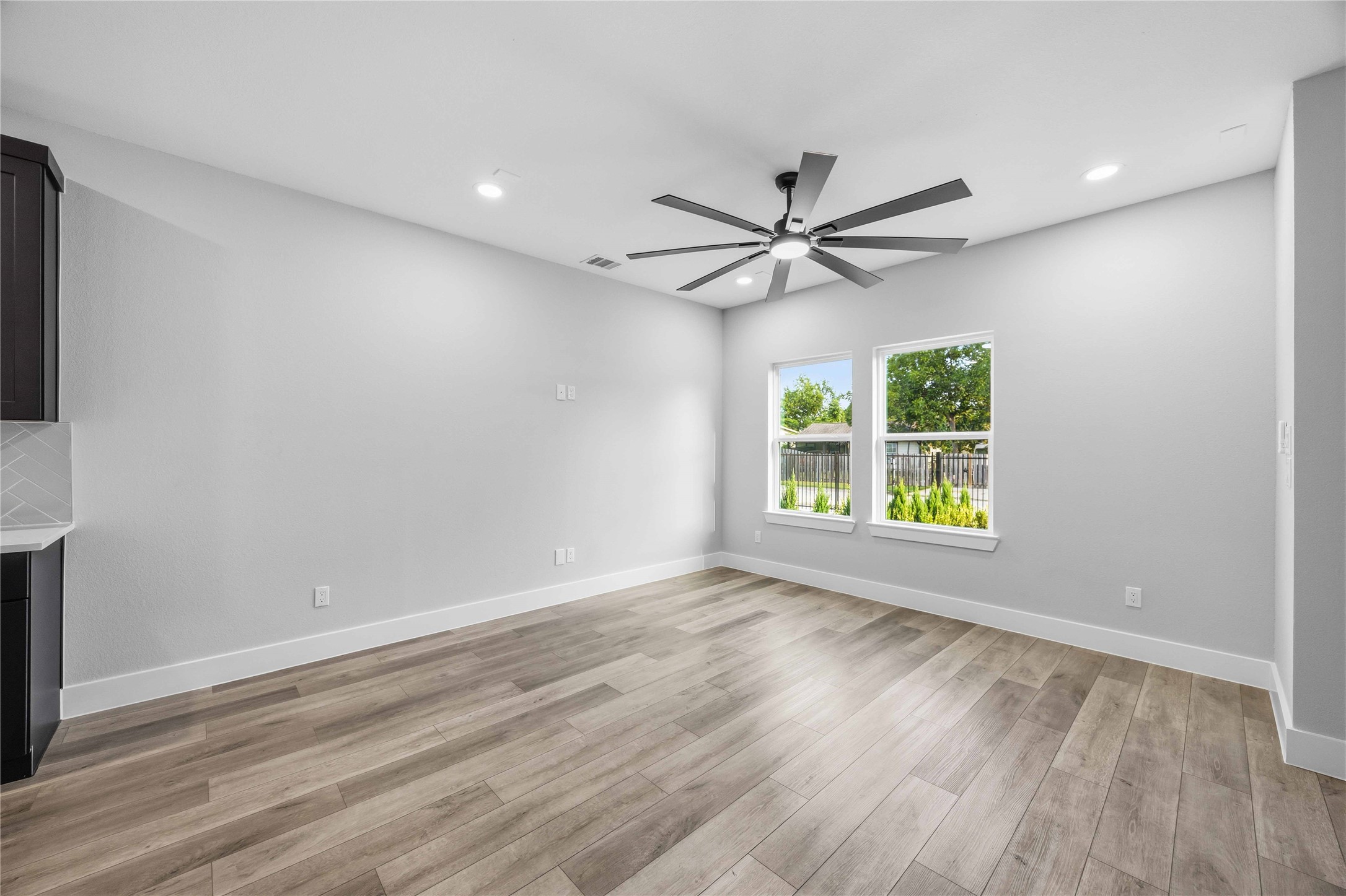 5326 Ridgeway Drive, Houston, TX 77033