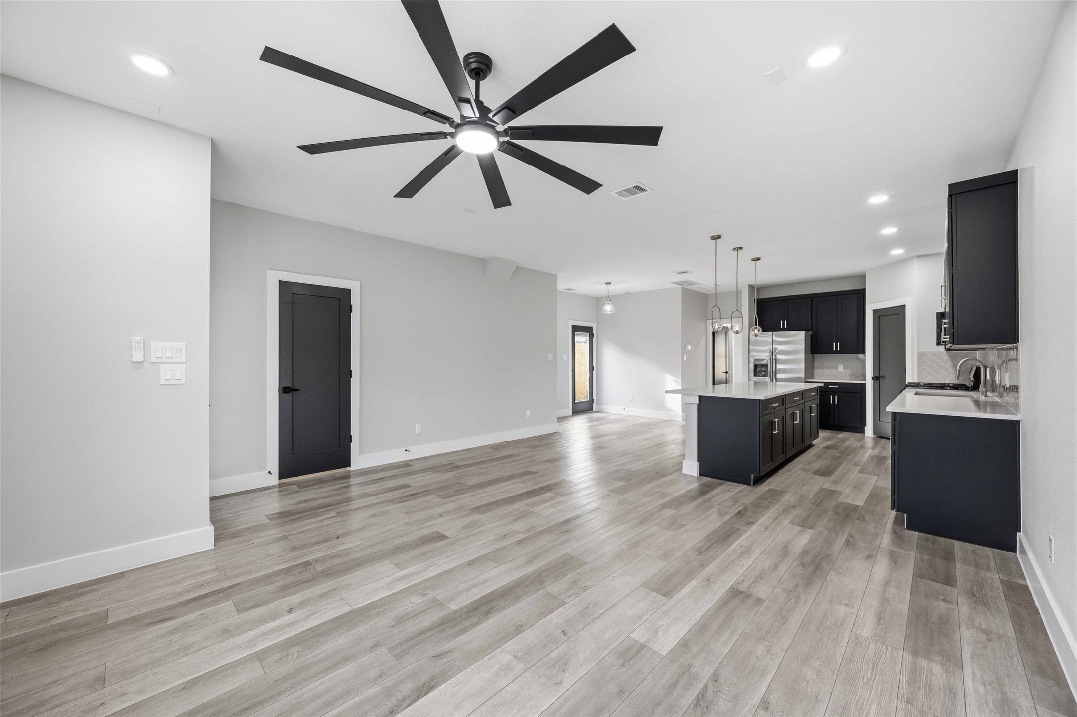 5326 Ridgeway Drive, Houston, TX 77033