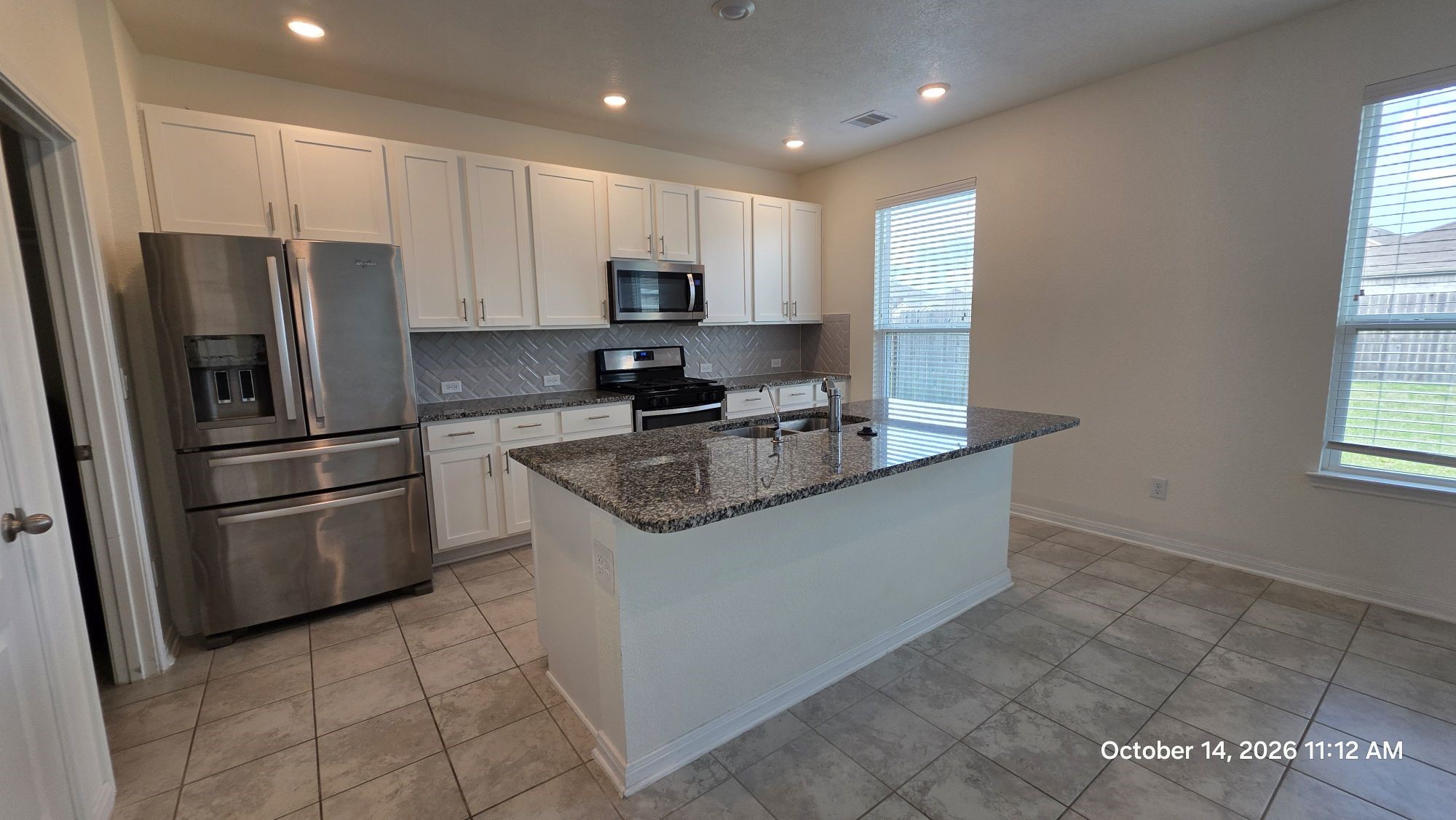 7106 Escondido Drive, Rosharon, TX 77583