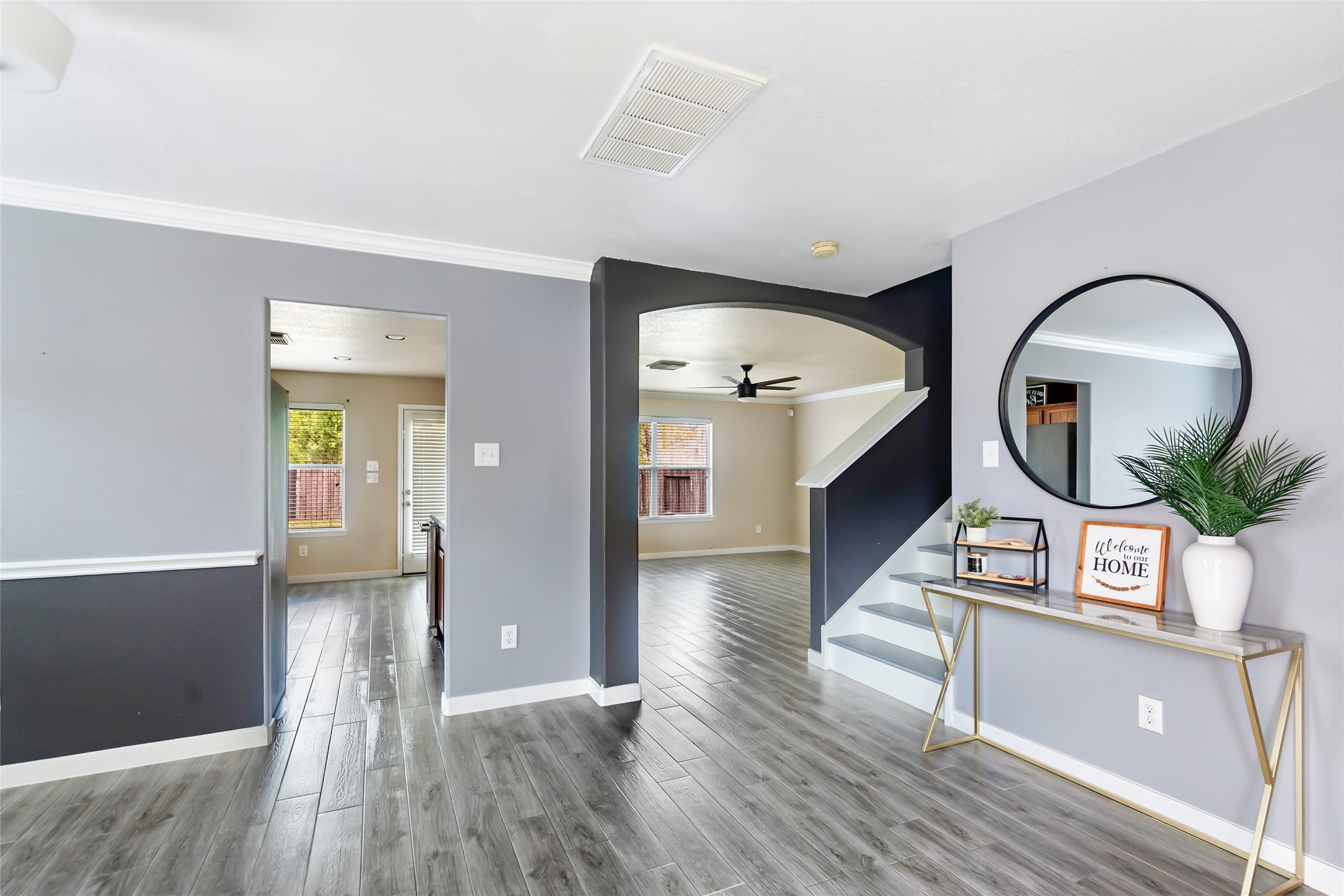 Welcoming entryway invites you into this spacious home. Welcoming entryway invites you into this spacious home.