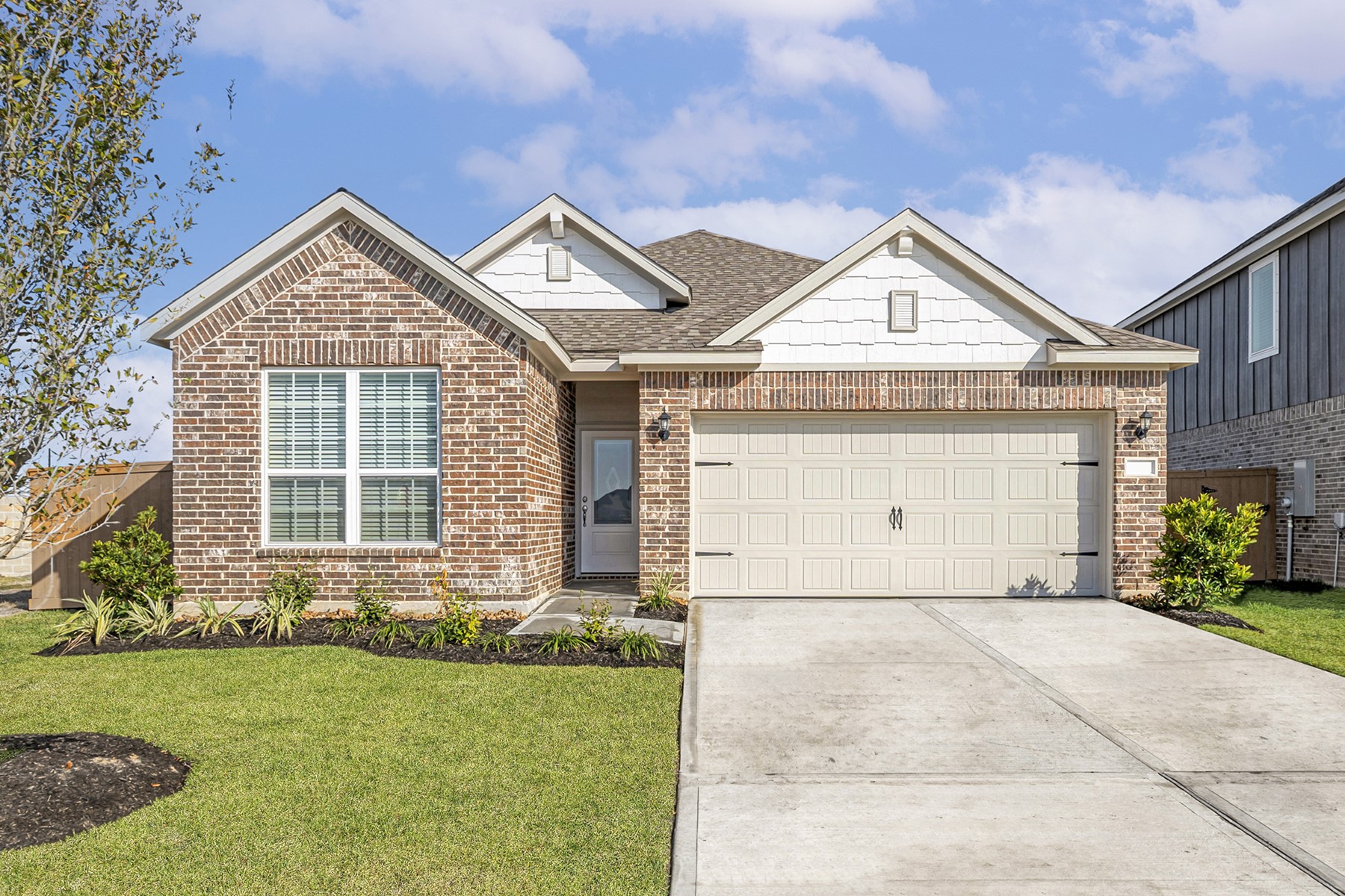 The Liberty Plan by LGI Homes. Completed example finishes and colors may vary from actual home to be built.