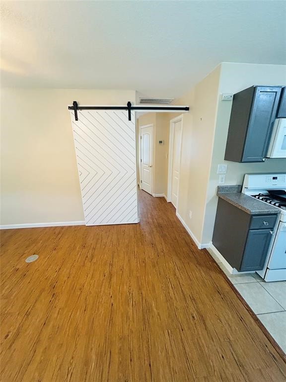 1025 14th Street, San Leon, TX 77539