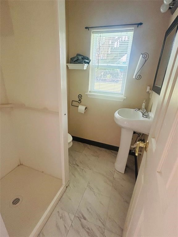 1025 14th Street, San Leon, TX 77539