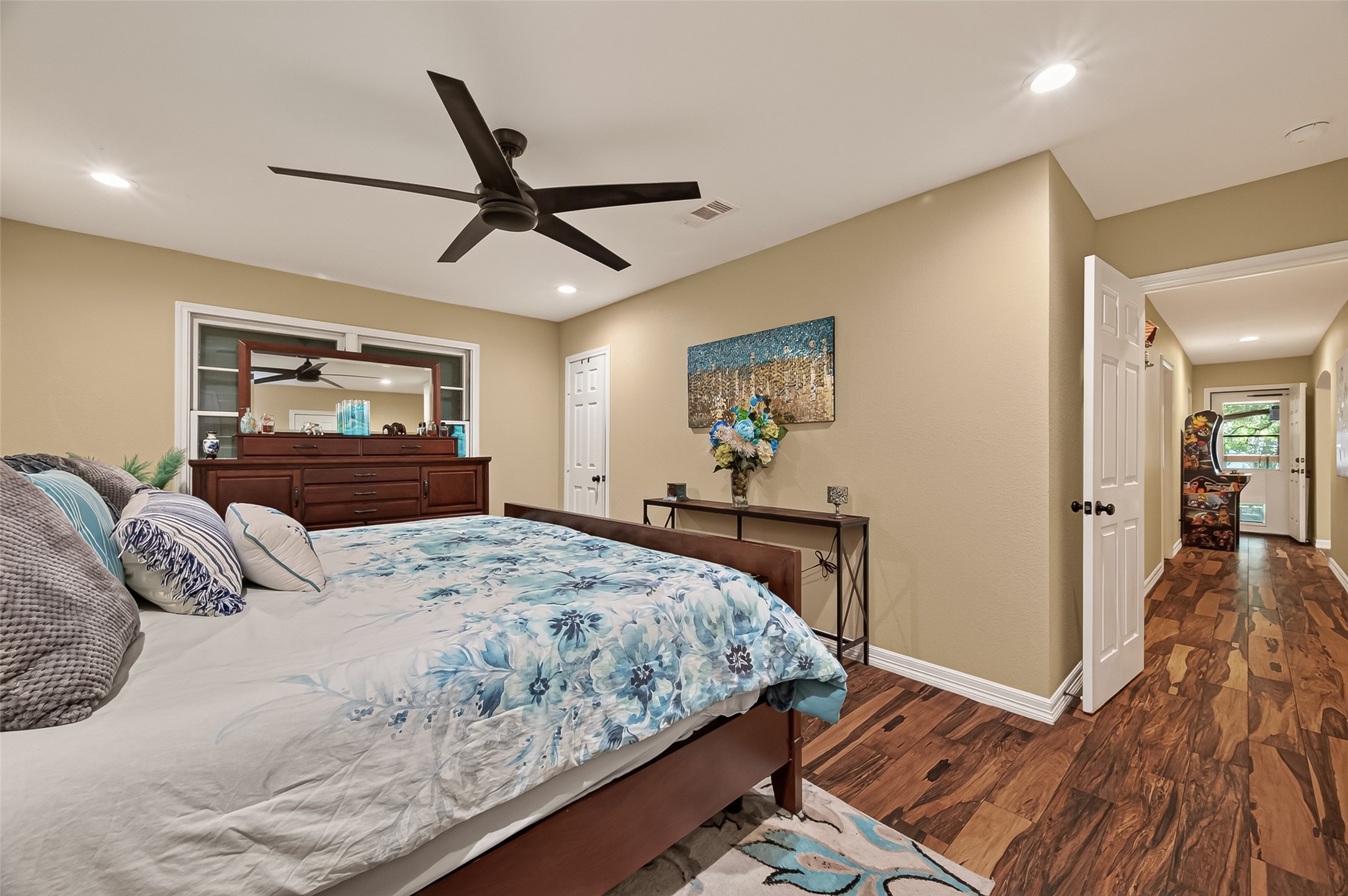 5606 Highland Road, Santa Fe, TX 77517