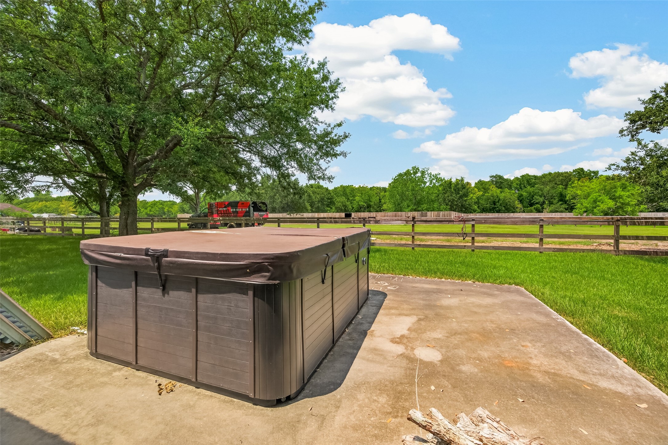 5606 Highland Road, Santa Fe, TX 77517