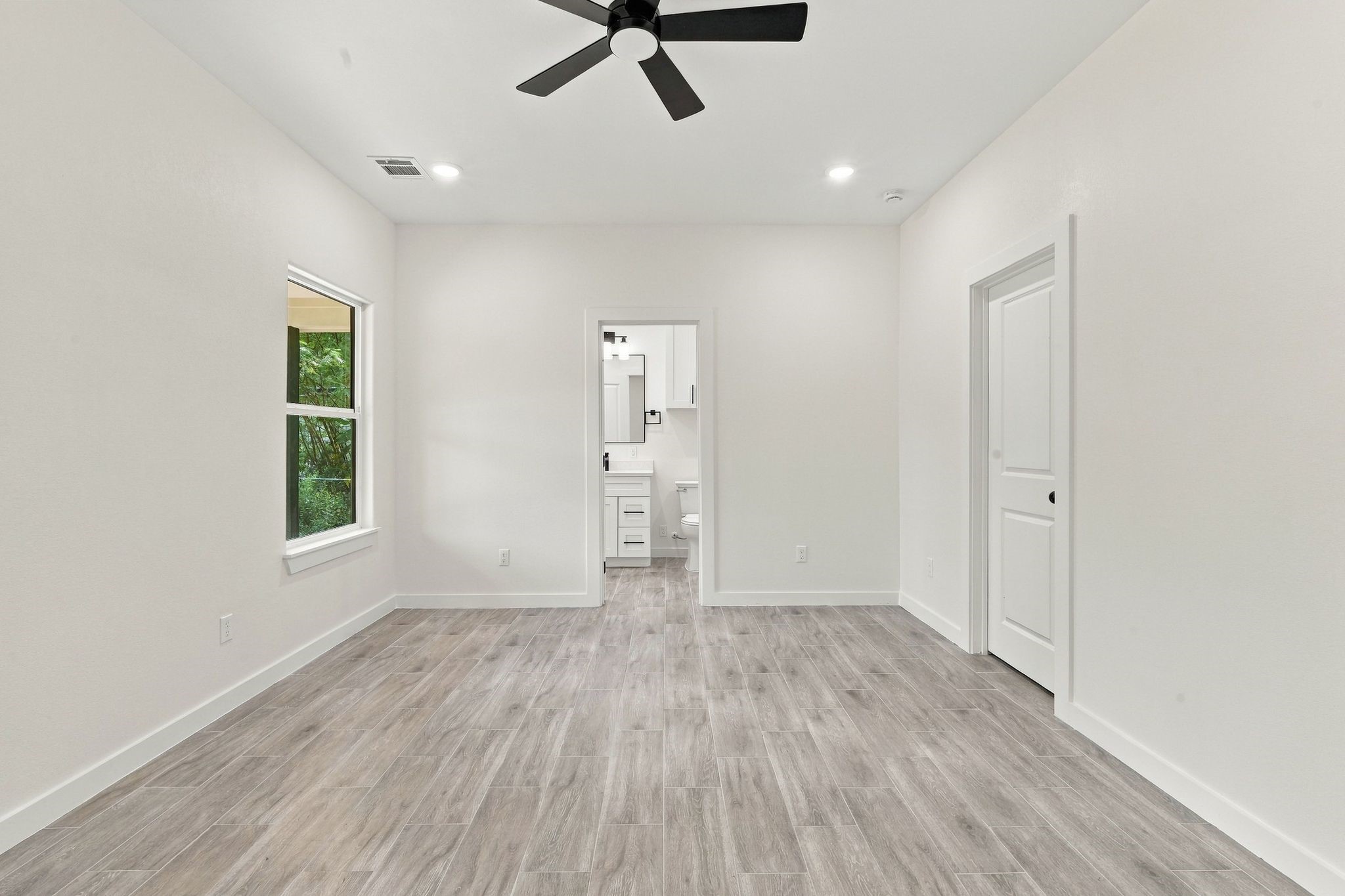 15172 Coaltown Road, Willis, TX 77378