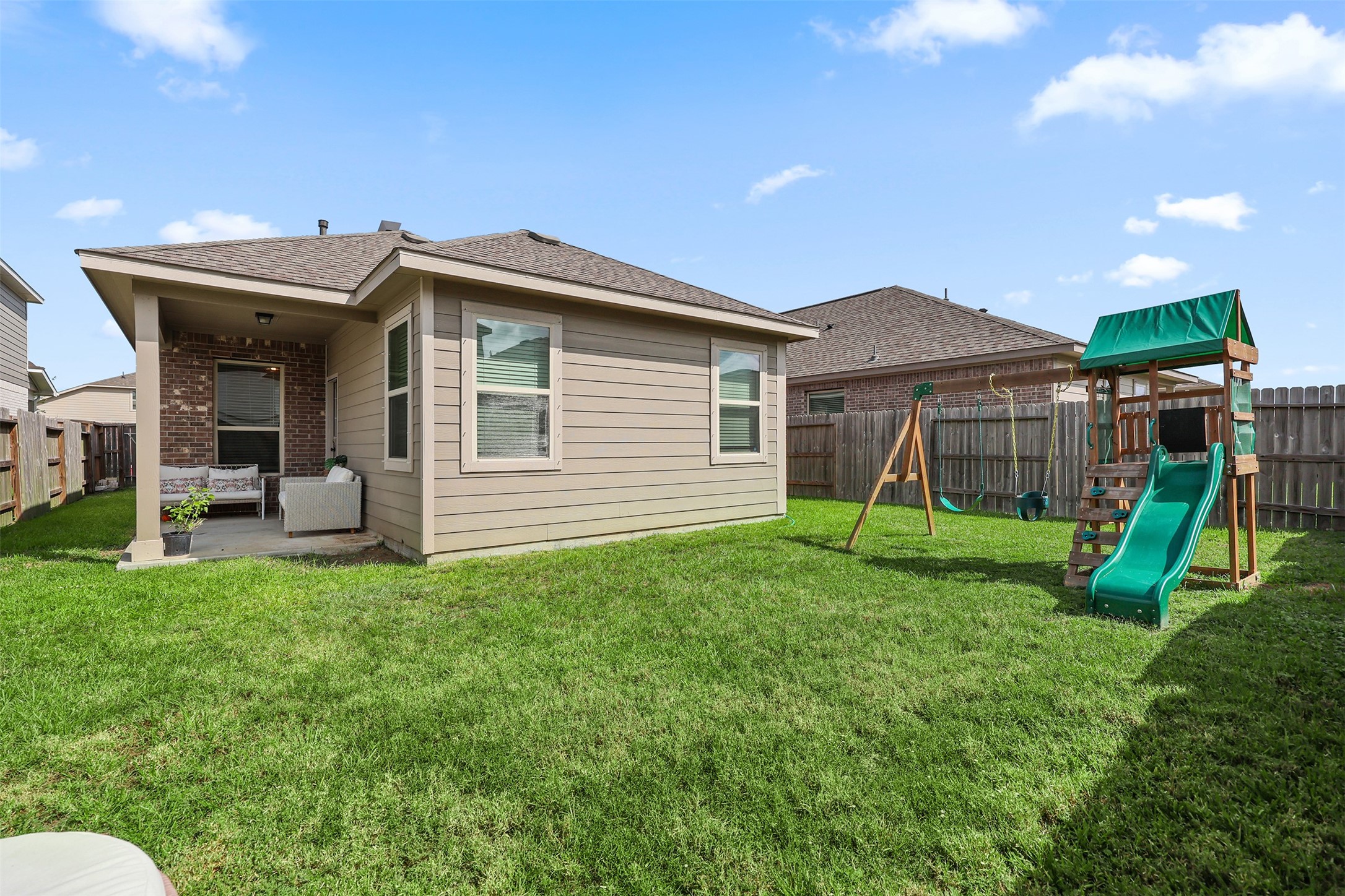 13133 Leisure Cove Drive, Texas City, TX 77568