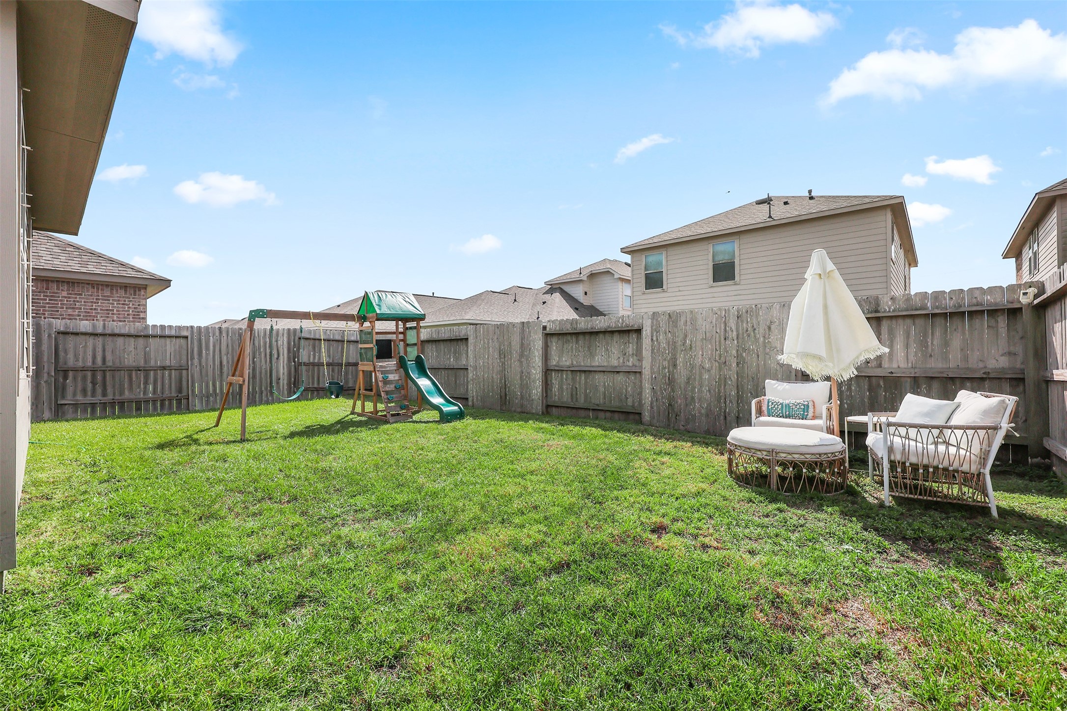 13133 Leisure Cove Drive, Texas City, TX 77568