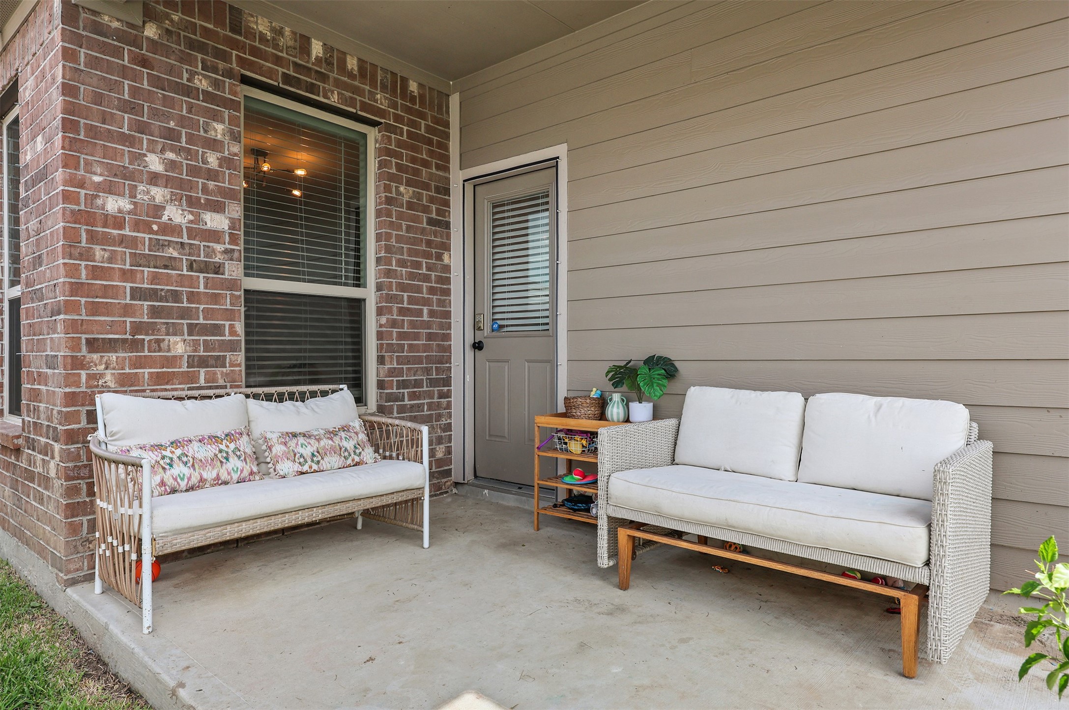 13133 Leisure Cove Drive, Texas City, TX 77568