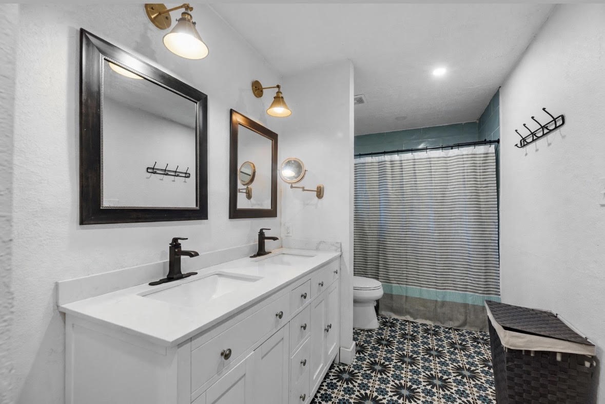 Primary bathroom, recently renovated