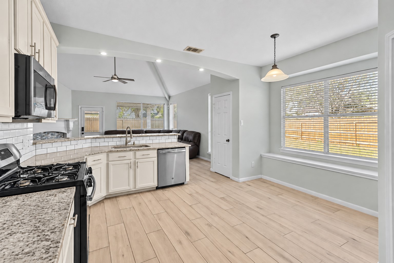 8702 Sailing Drive, Humble, TX 77346