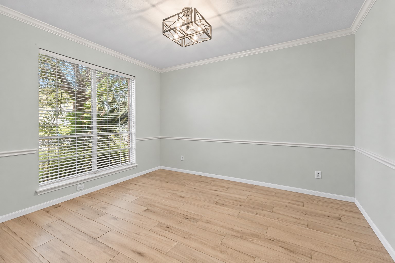 8702 Sailing Drive, Humble, TX 77346 8702 Sailing Drive, Humble, TX 77346