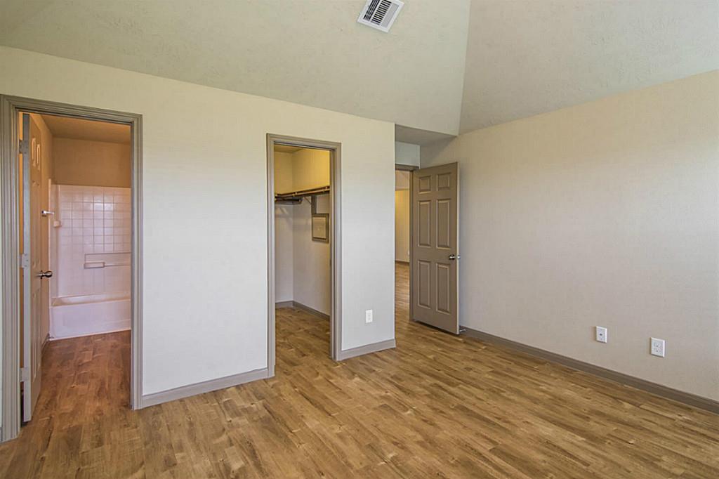 Photos may be representative of the floor plan and not the exact home. Finishes, layout, and features of the actual property for lease may vary.