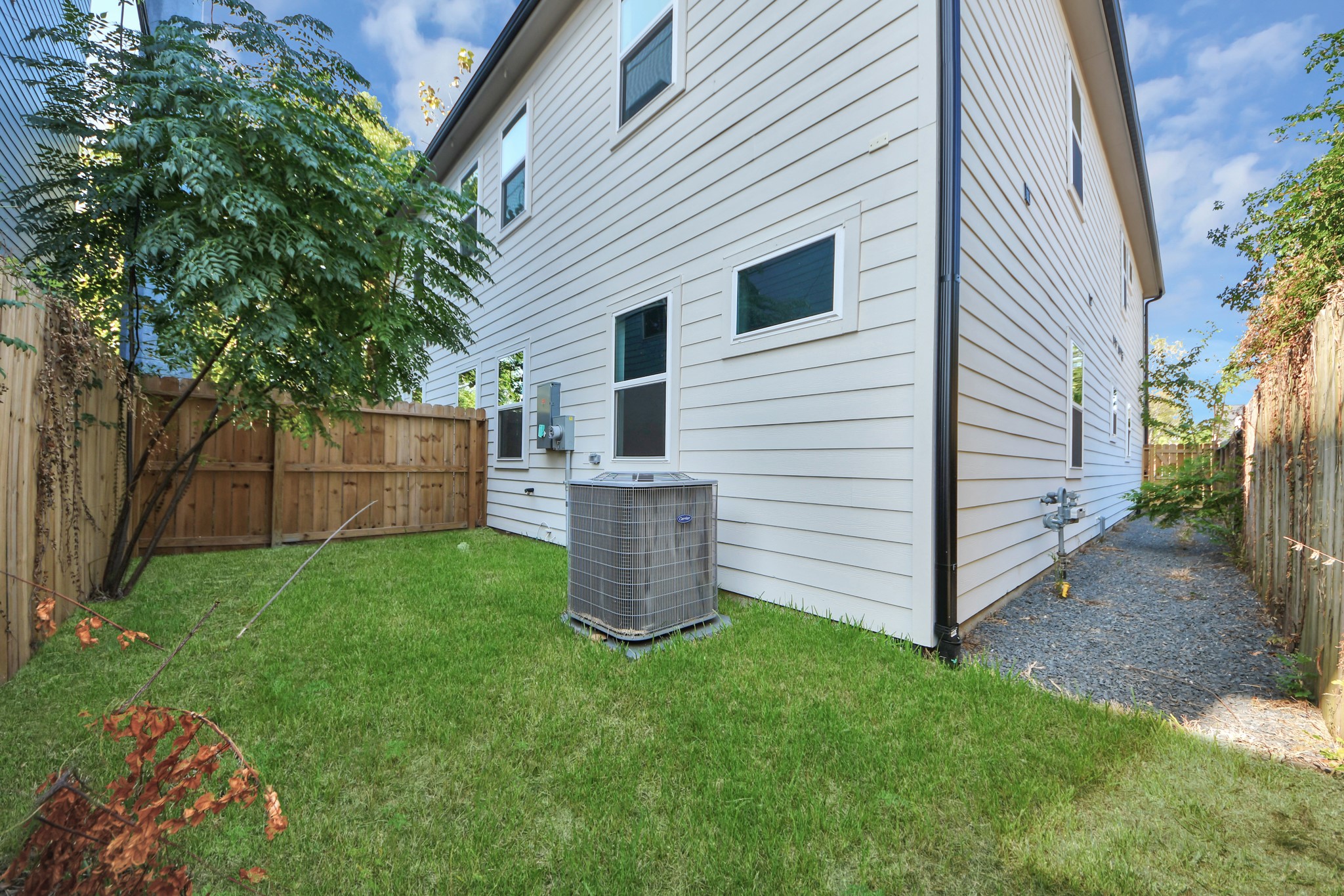 Unit B backyard.