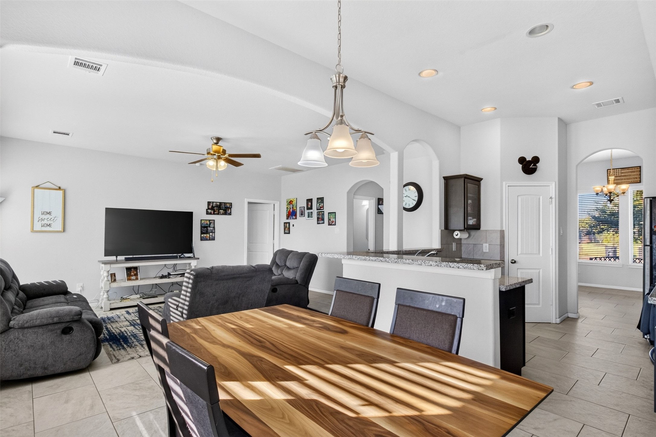 394 Lake Line Drive, Alvin, TX 77511