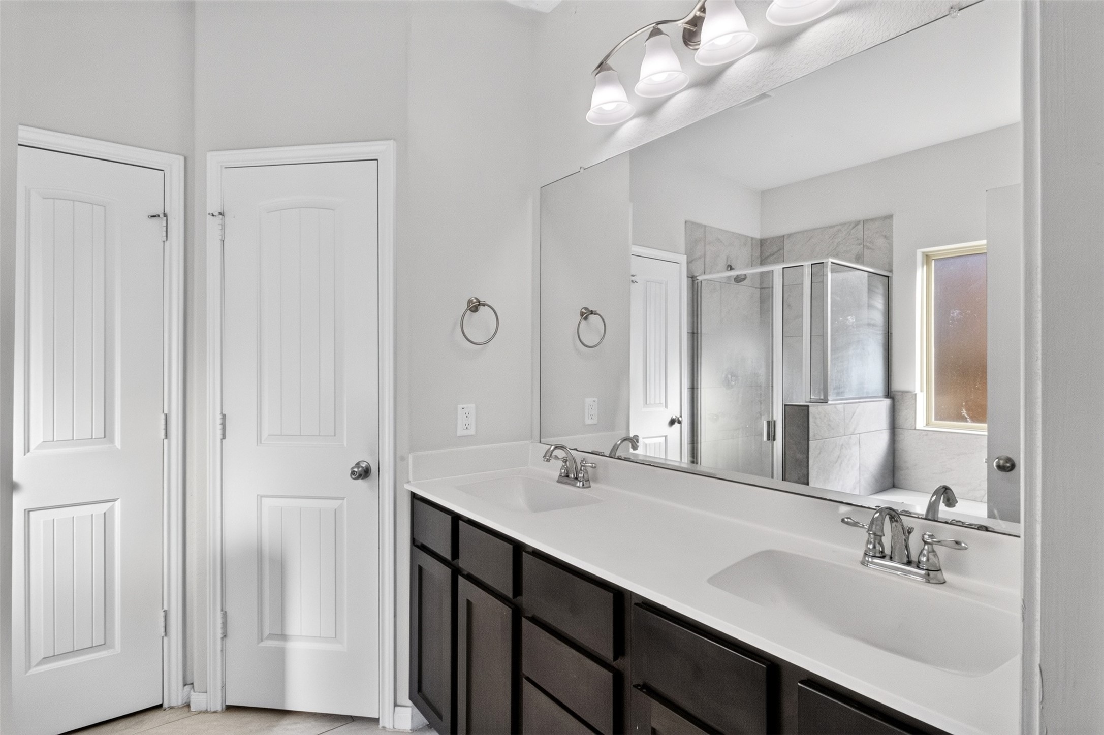 394 Lake Line Drive, Alvin, TX 77511