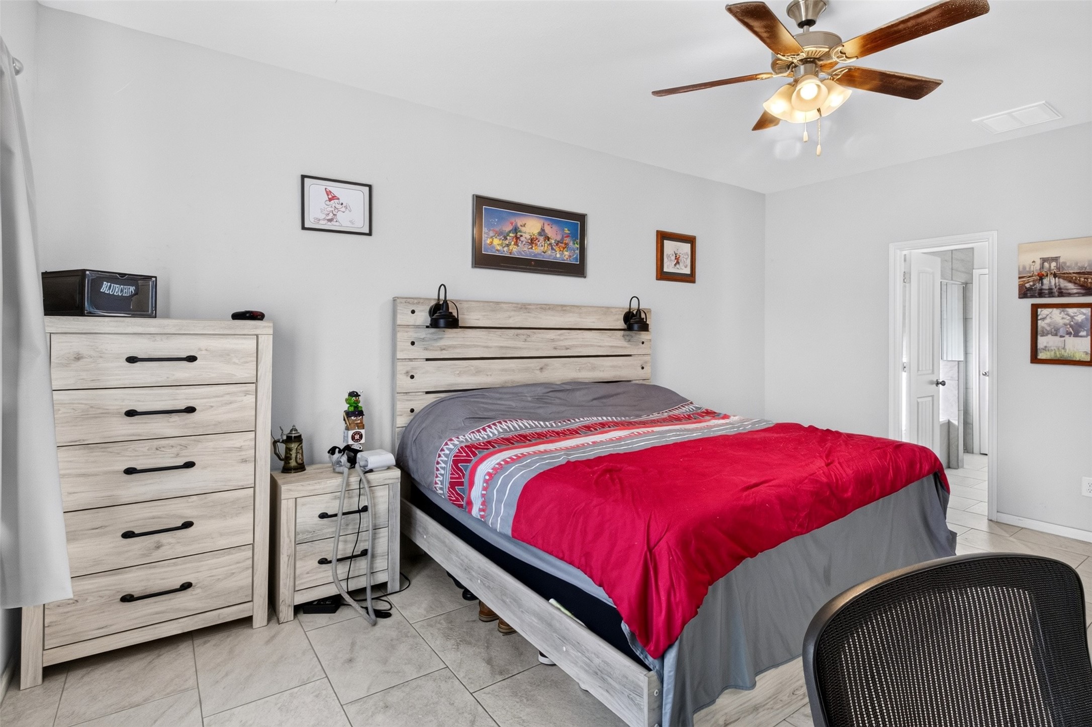 394 Lake Line Drive, Alvin, TX 77511