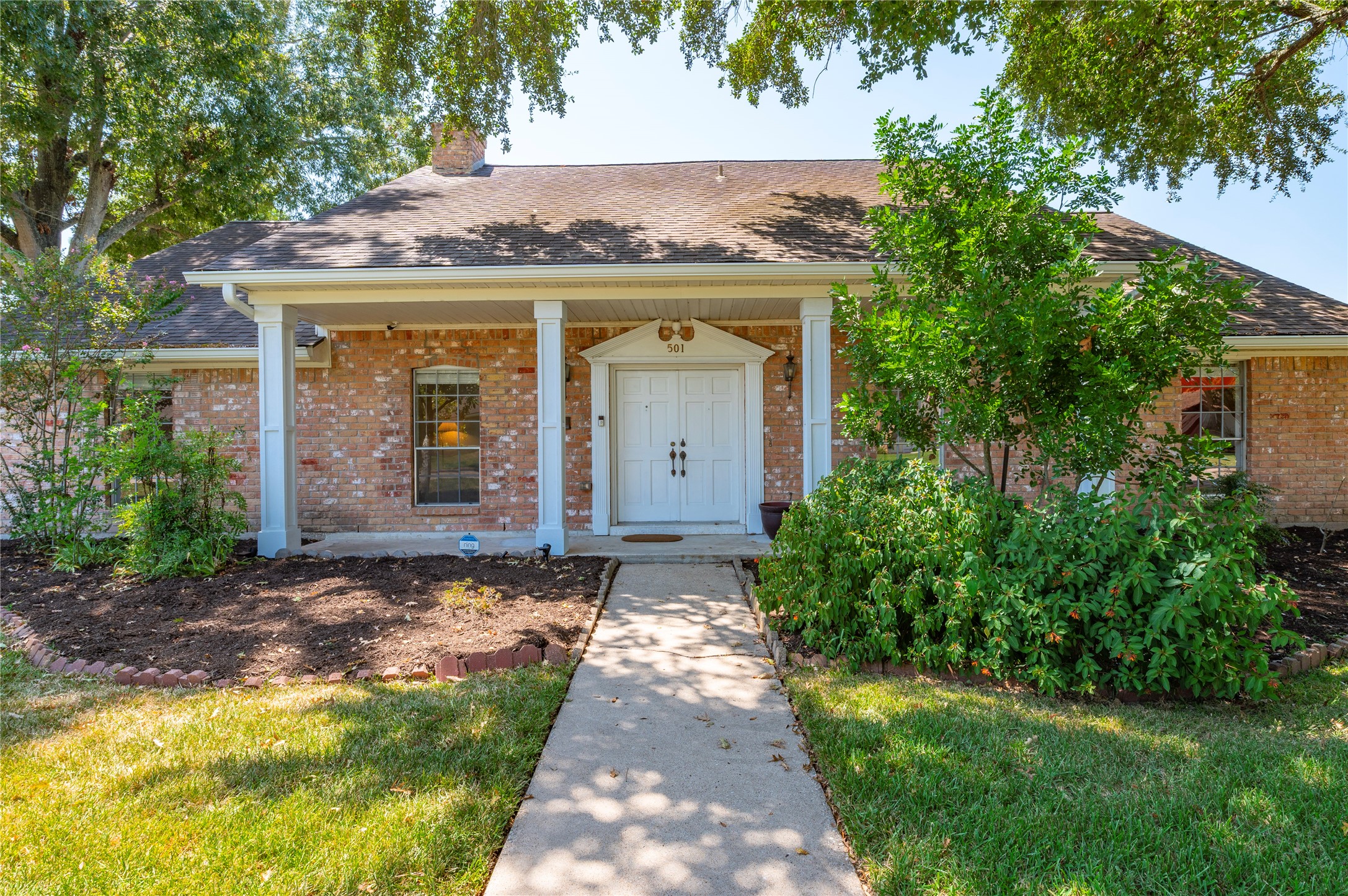Welcome Home to 501 Audubon!