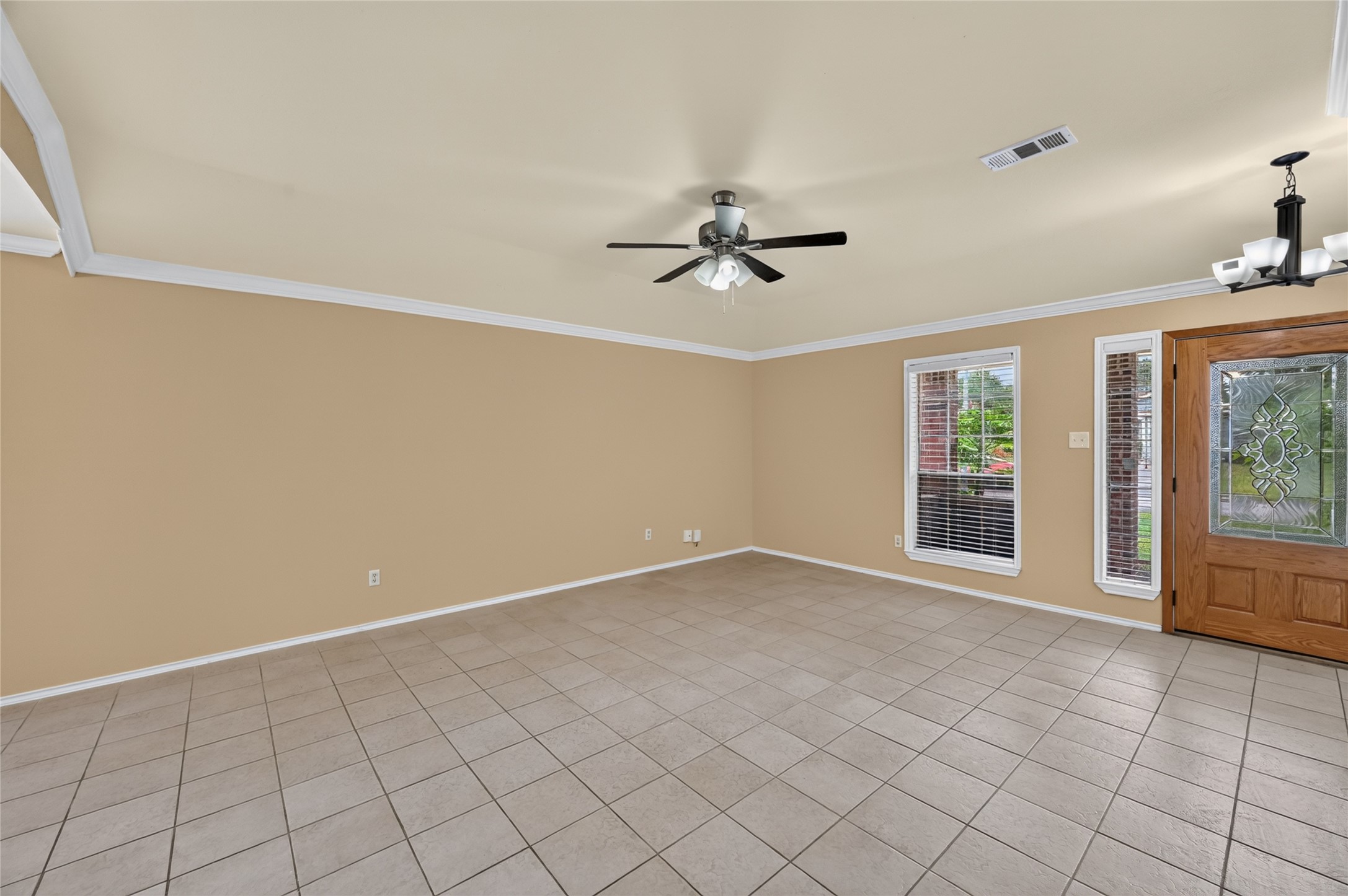 2427 Chalet Road, Houston, TX 77038