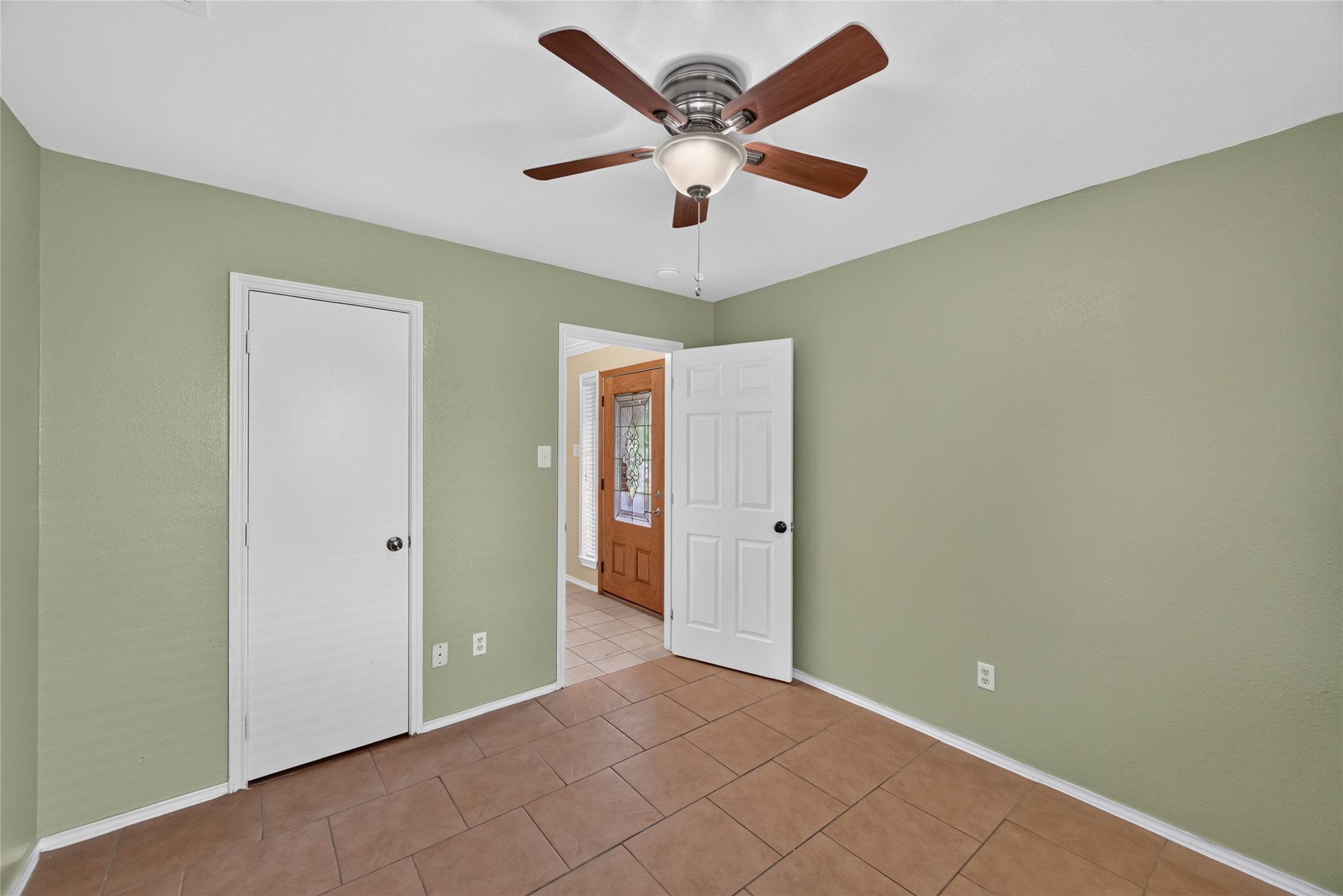 2427 Chalet Road, Houston, TX 77038