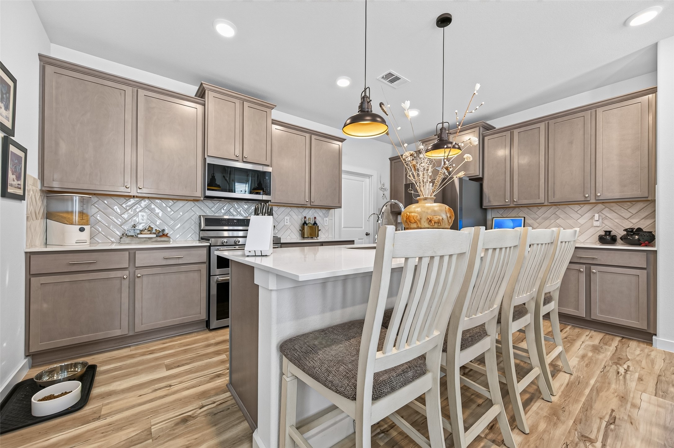 21640 Alberta Forest Circle, Magnolia, TX 77355