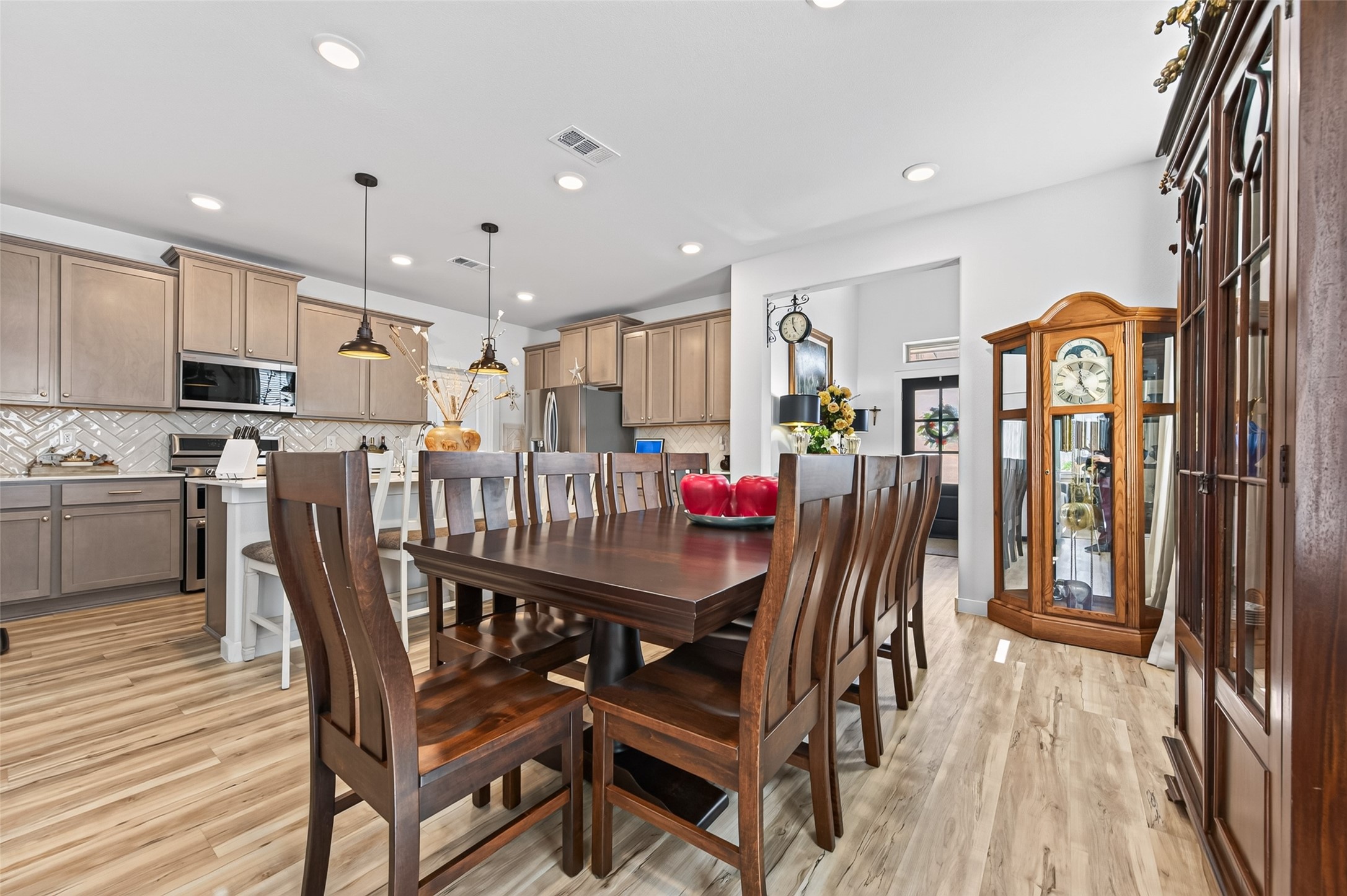21640 Alberta Forest Circle, Magnolia, TX 77355