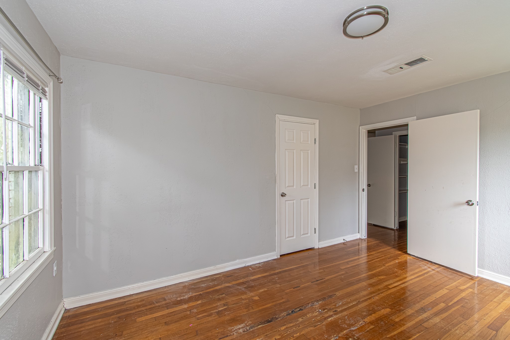8 Coronado Circle, La Marque, TX 77568