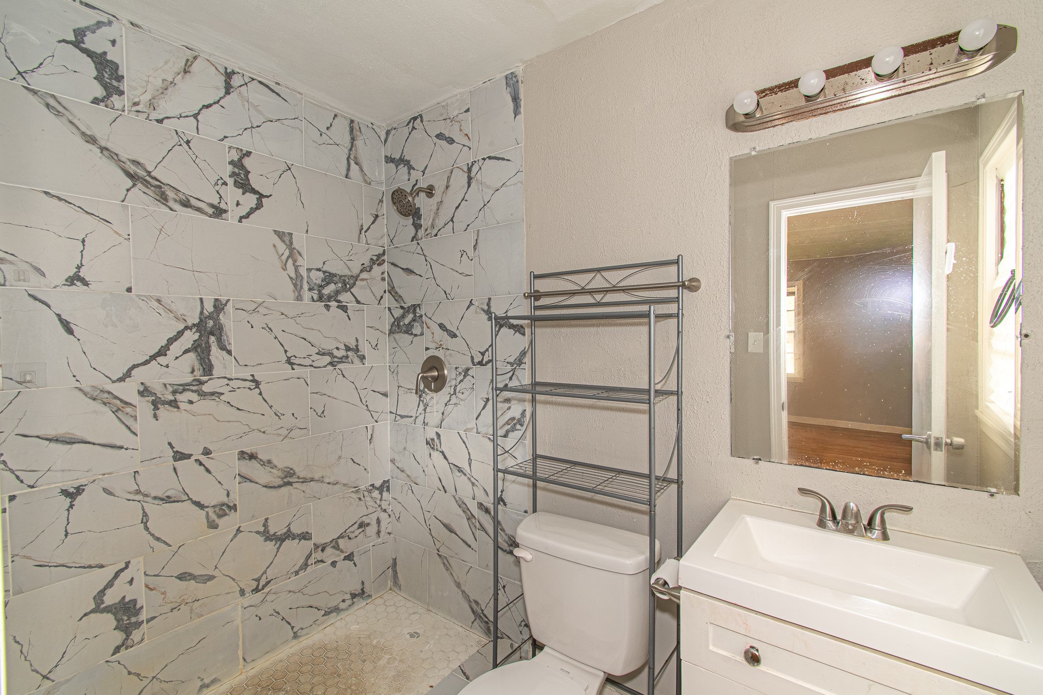 En Suite Primary Bathroom