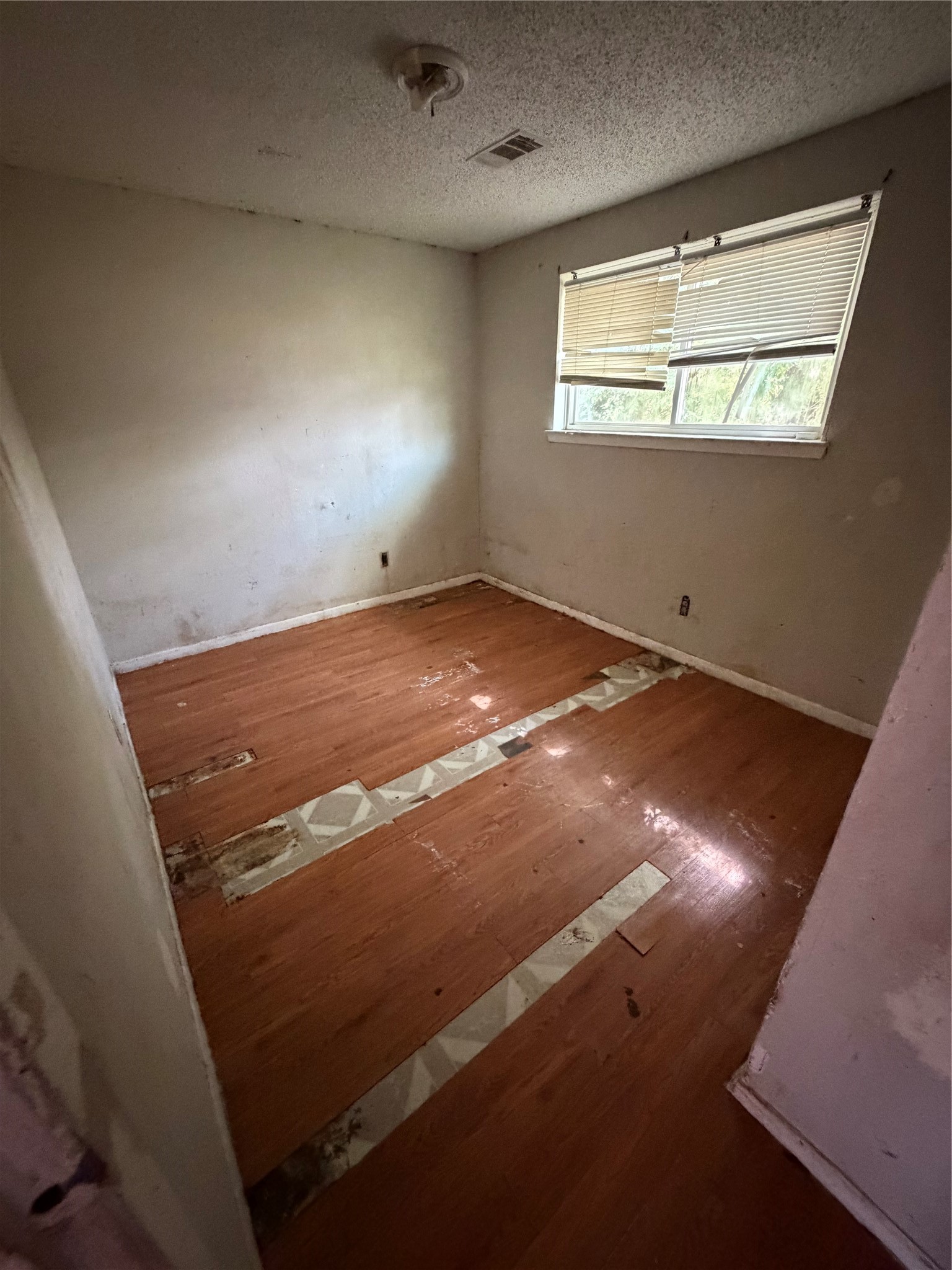 3803 Dalmatian Dr, Houston, TX 77045
