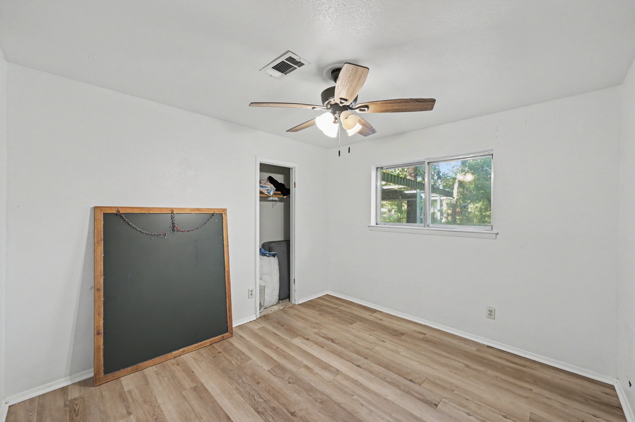19127 Stillwood Road, Cleveland, TX 77328