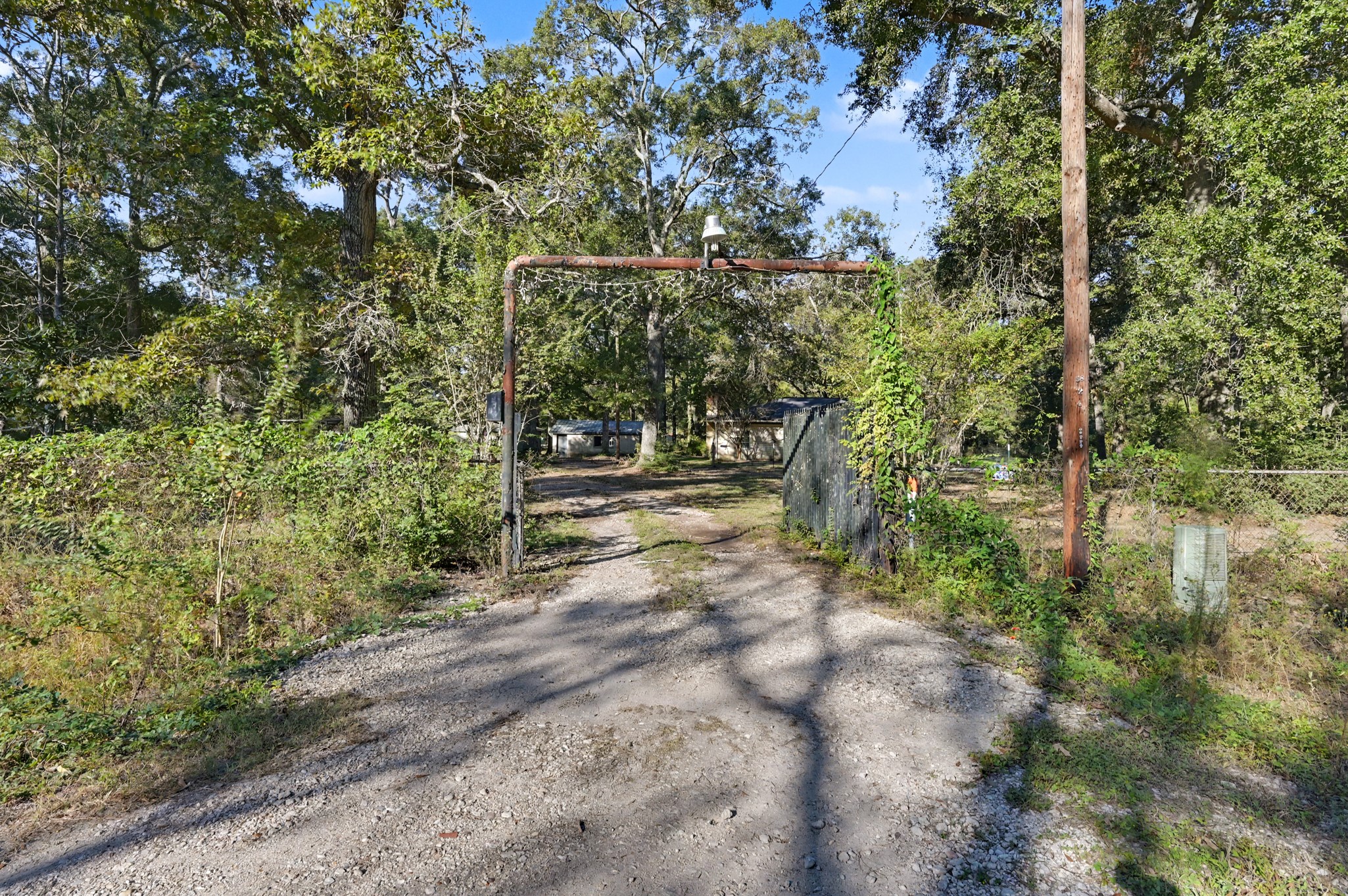 19127 Stillwood Road, Cleveland, TX 77328