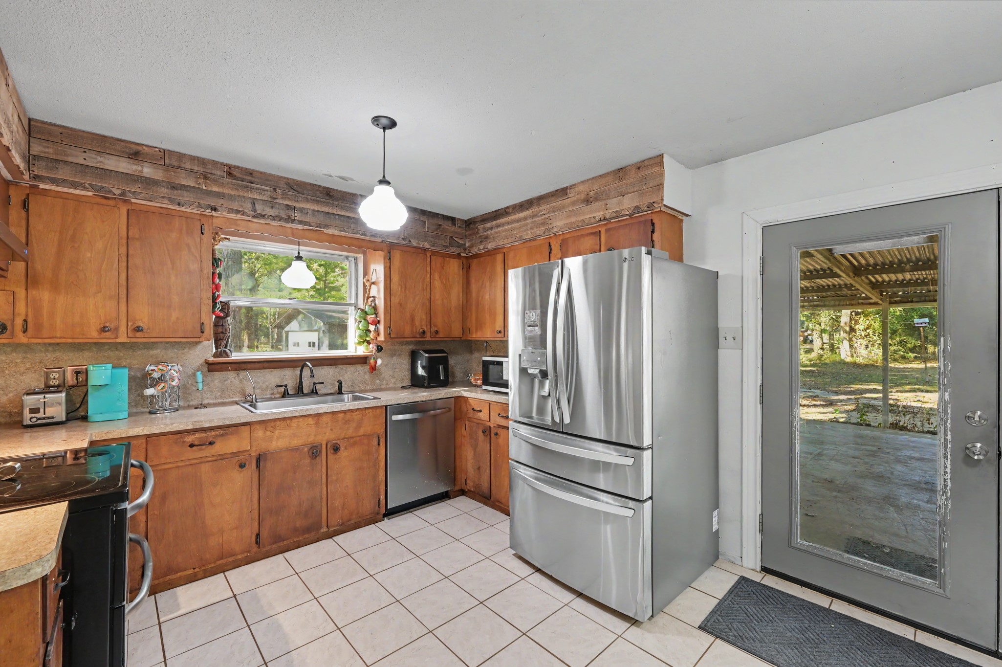 19127 Stillwood Road, Cleveland, TX 77328