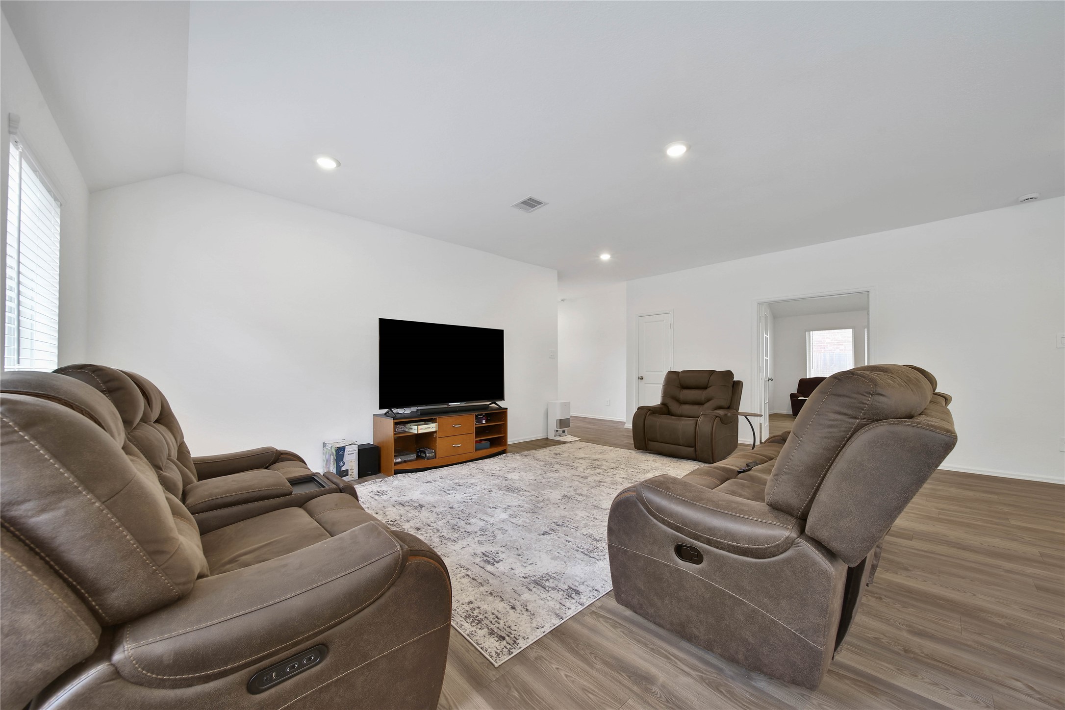 3125 Catalonion Court, Conroe, TX 77301 3125 Catalonion Court, Conroe, TX 77301