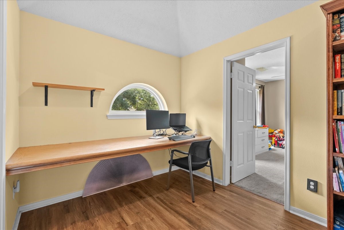 1908 Summer Reef Drive, League City, TX 77573