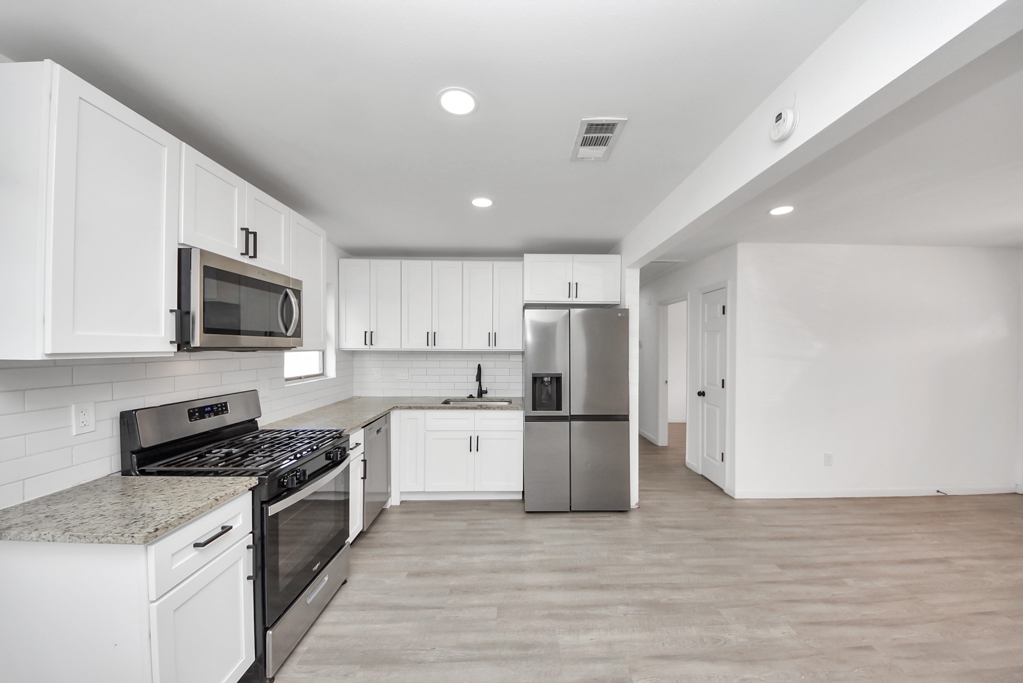 4819 Bethany Lane, Houston, TX 77039 4819 Bethany Lane, Houston, TX 77039