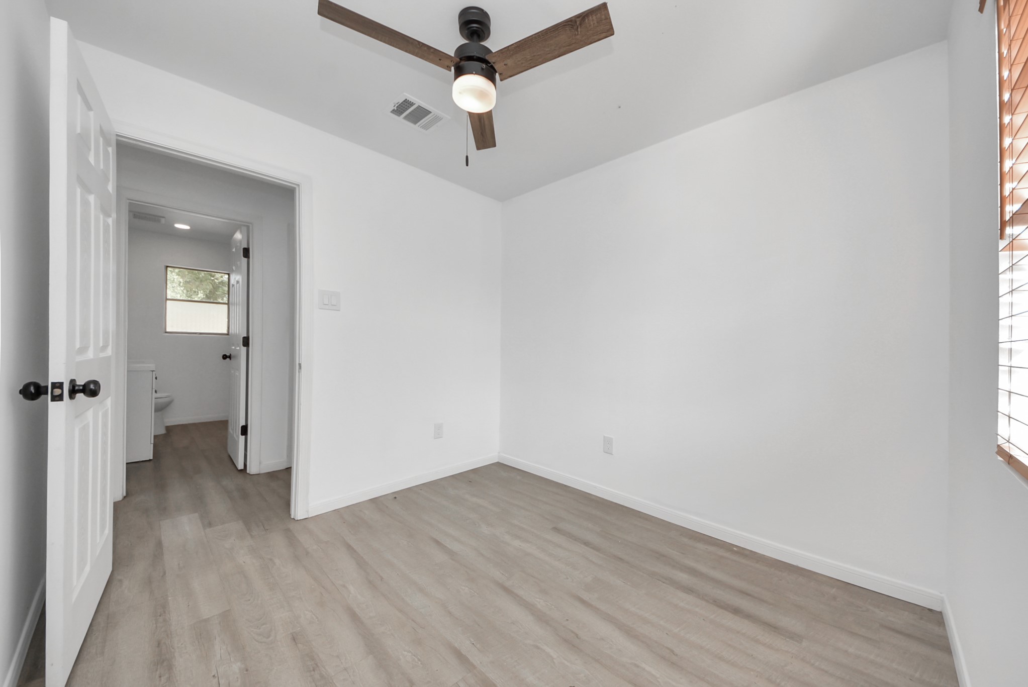 4819 Bethany Lane, Houston, TX 77039