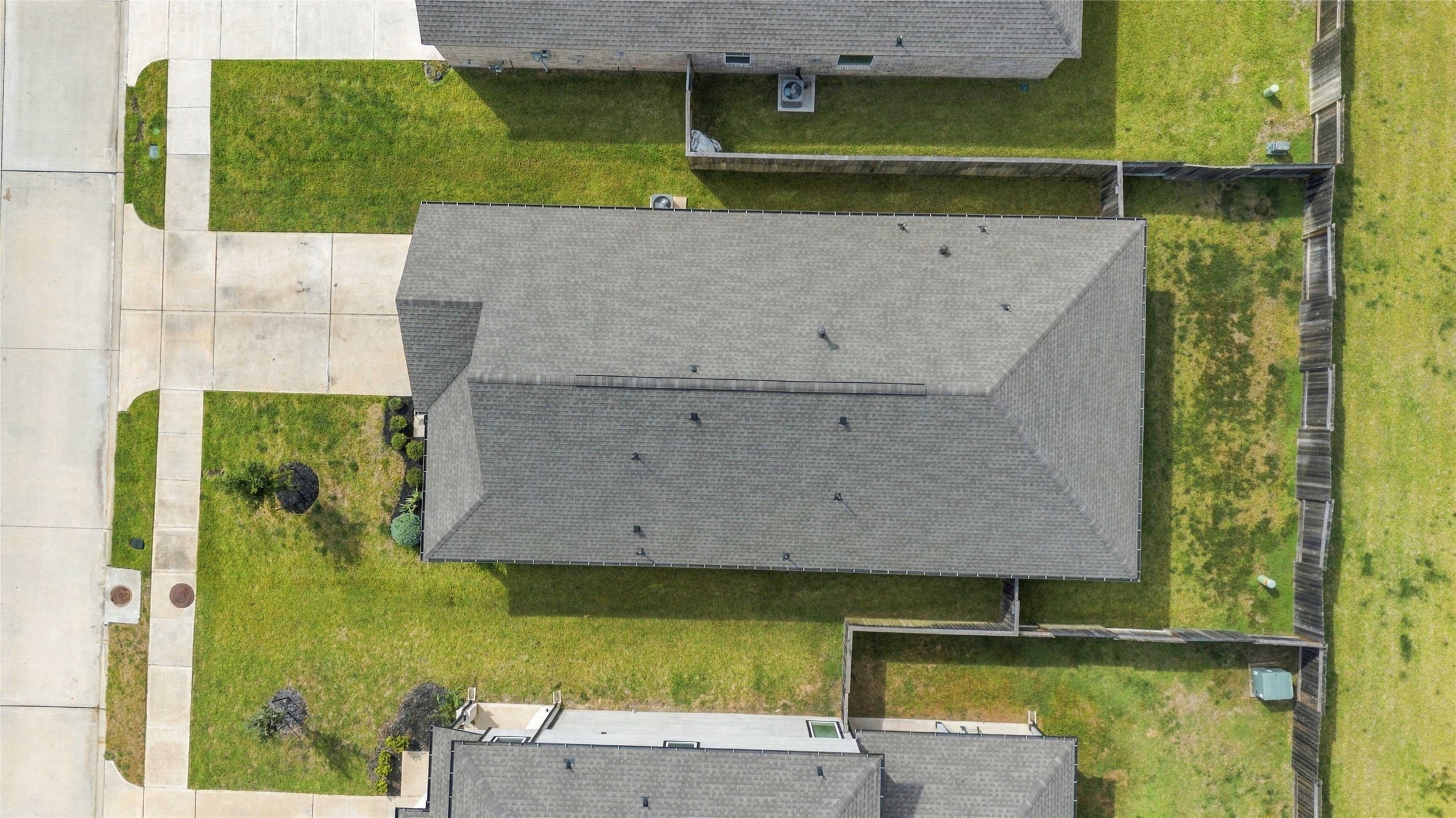 615 Orchard Vale Road, Rosharon, TX 77583