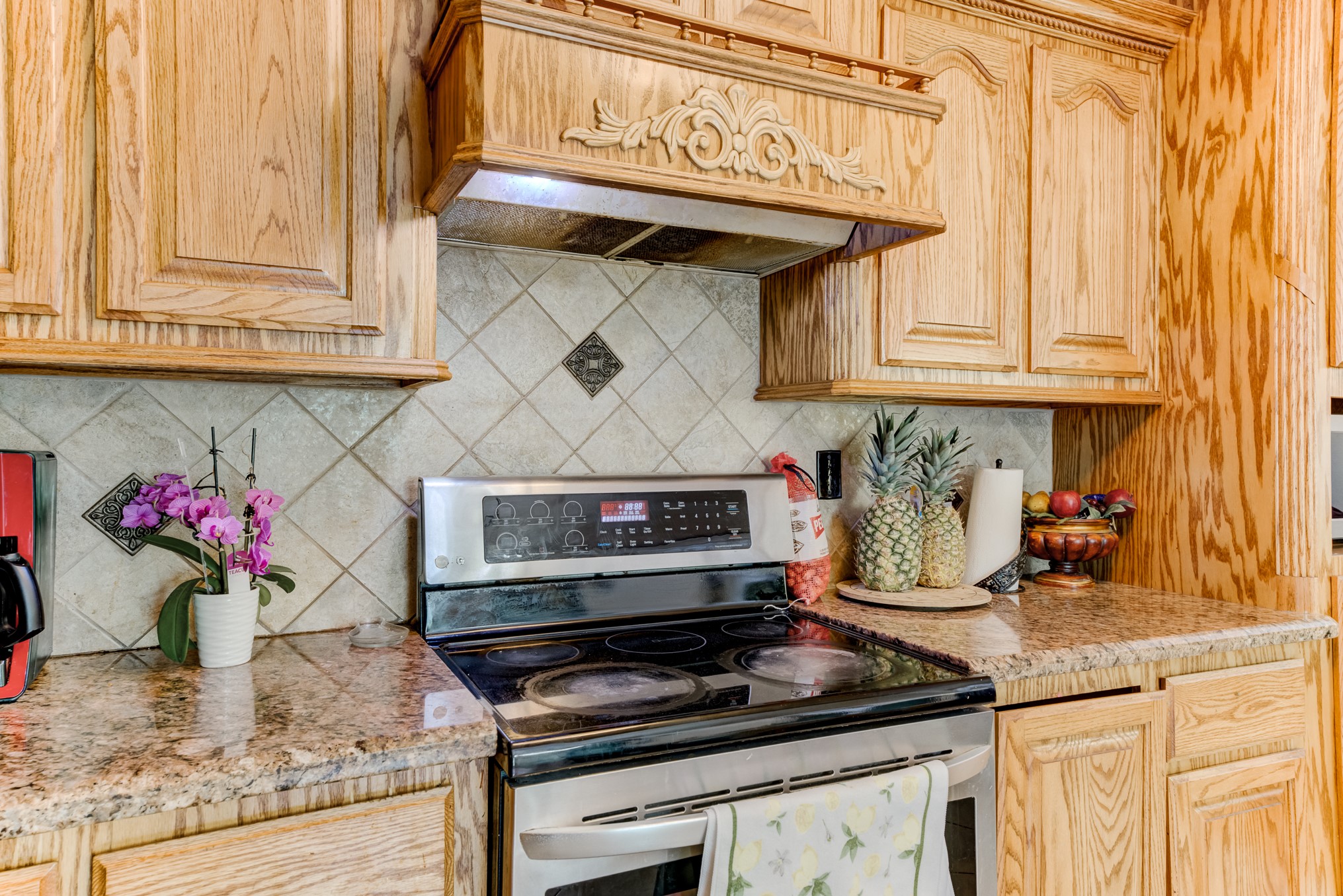 316 Hickman Lane, Angleton, TX 77515