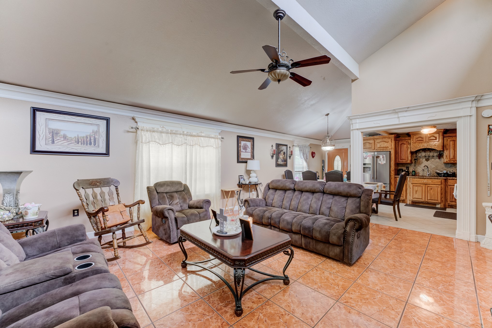 316 Hickman Lane, Angleton, TX 77515