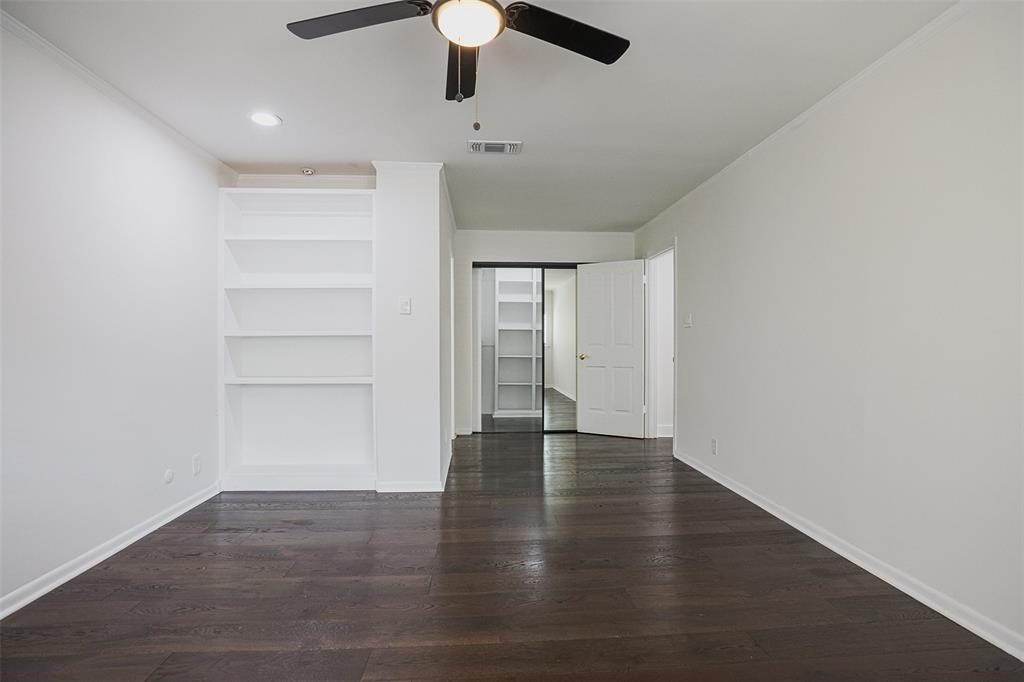 5614 Indian Circle, Houston, TX 77056