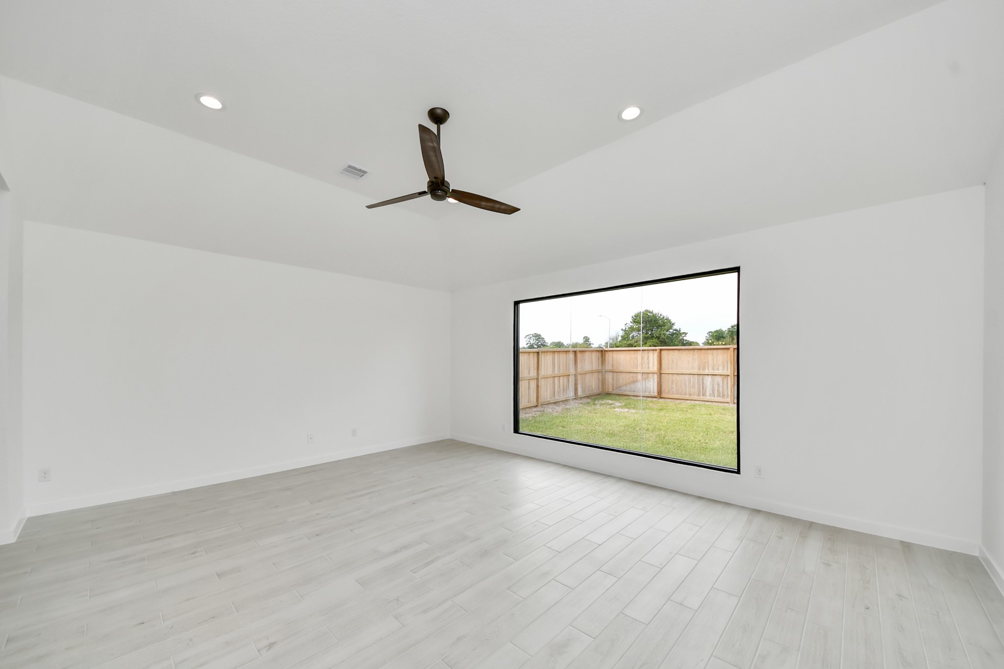 26351 Viva Drive, Magnolia, TX 77355